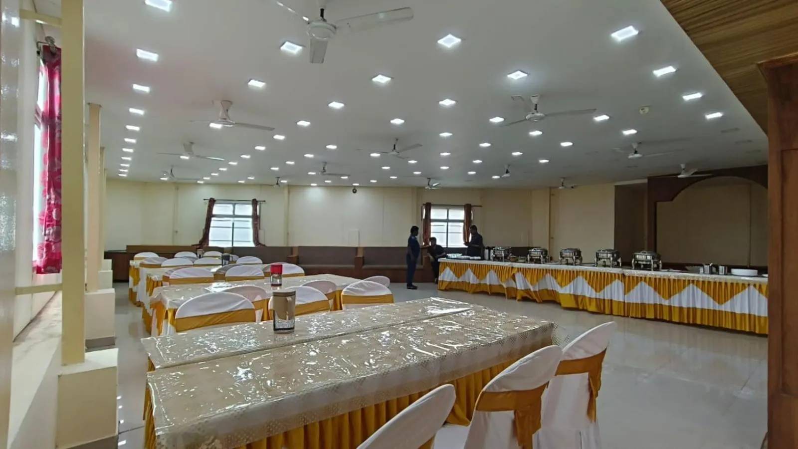 Breakfast in Hotel Safra