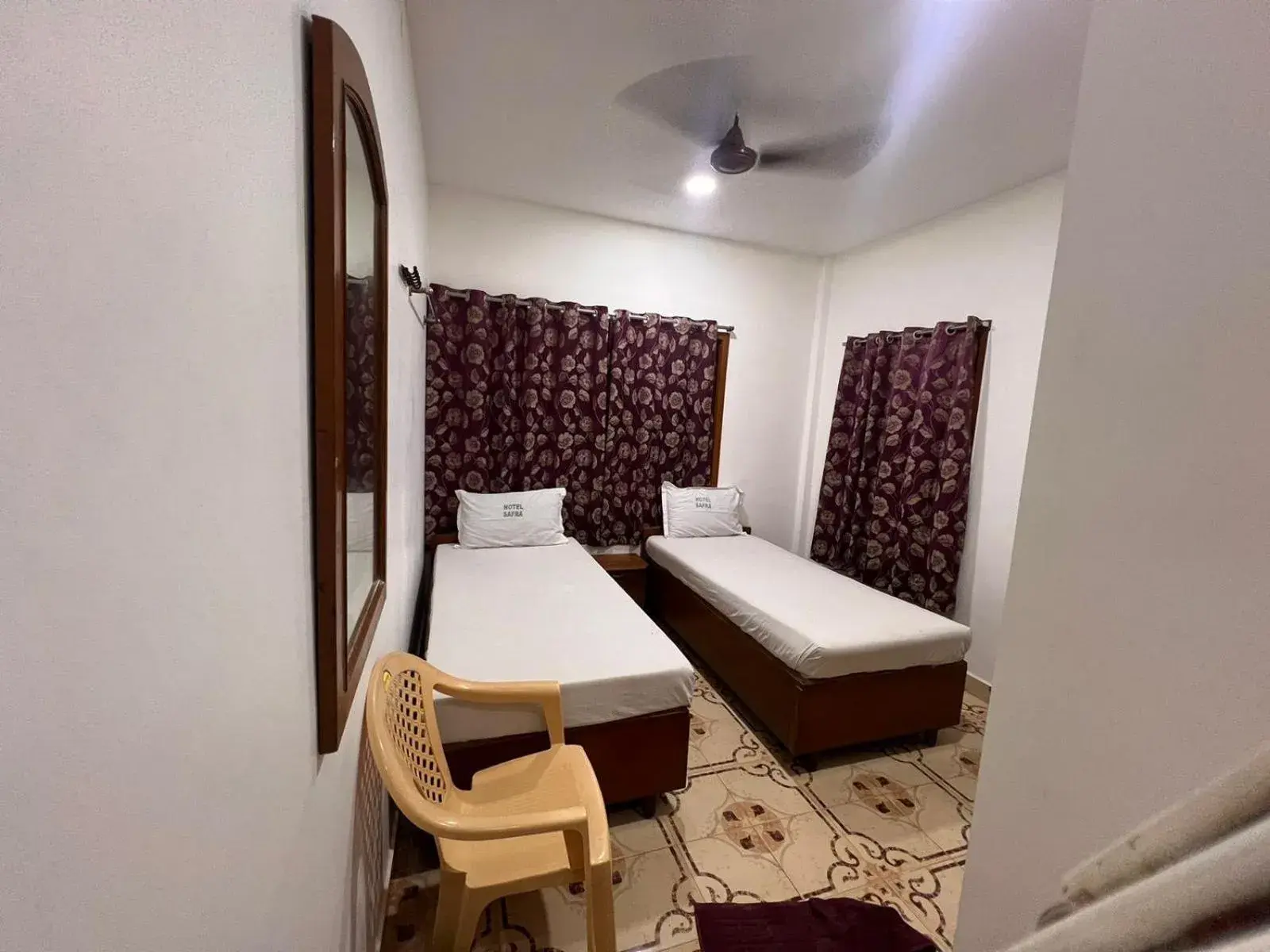 Small Twin Room - single occupancy in Hotel Safra Small Twin Room - single occupancy in Hotel Safra