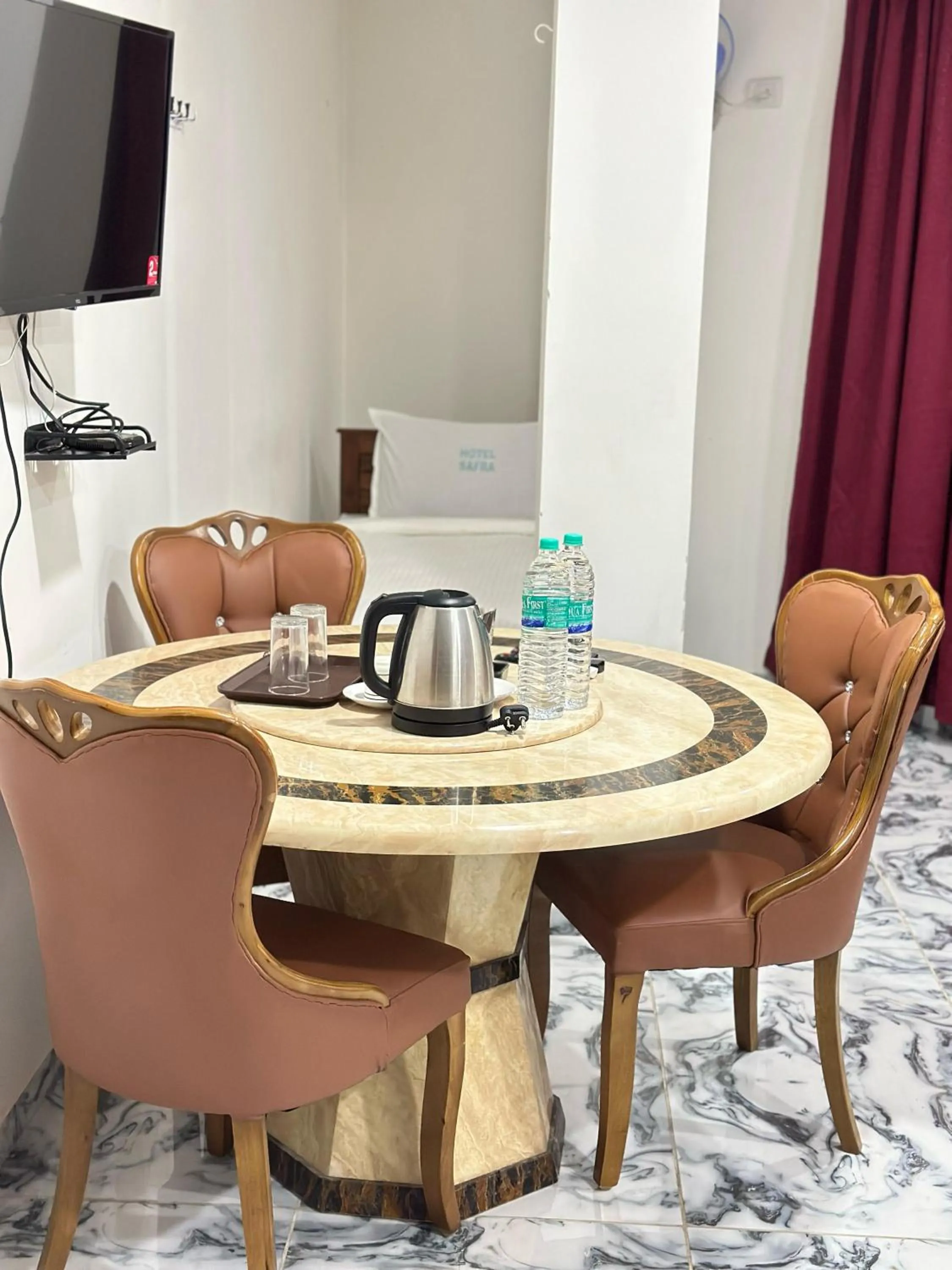 Dining area in Hotel Safra