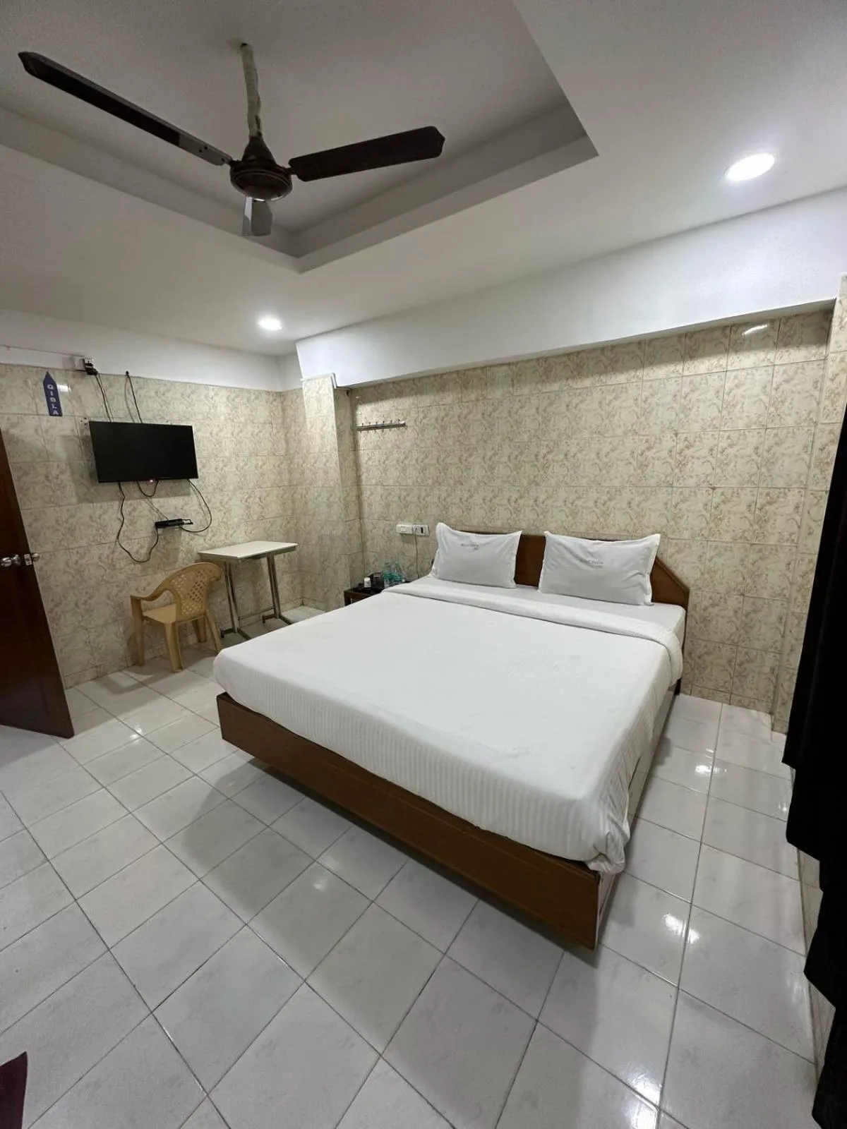 Photo of the whole room, Bed in Hotel Safra