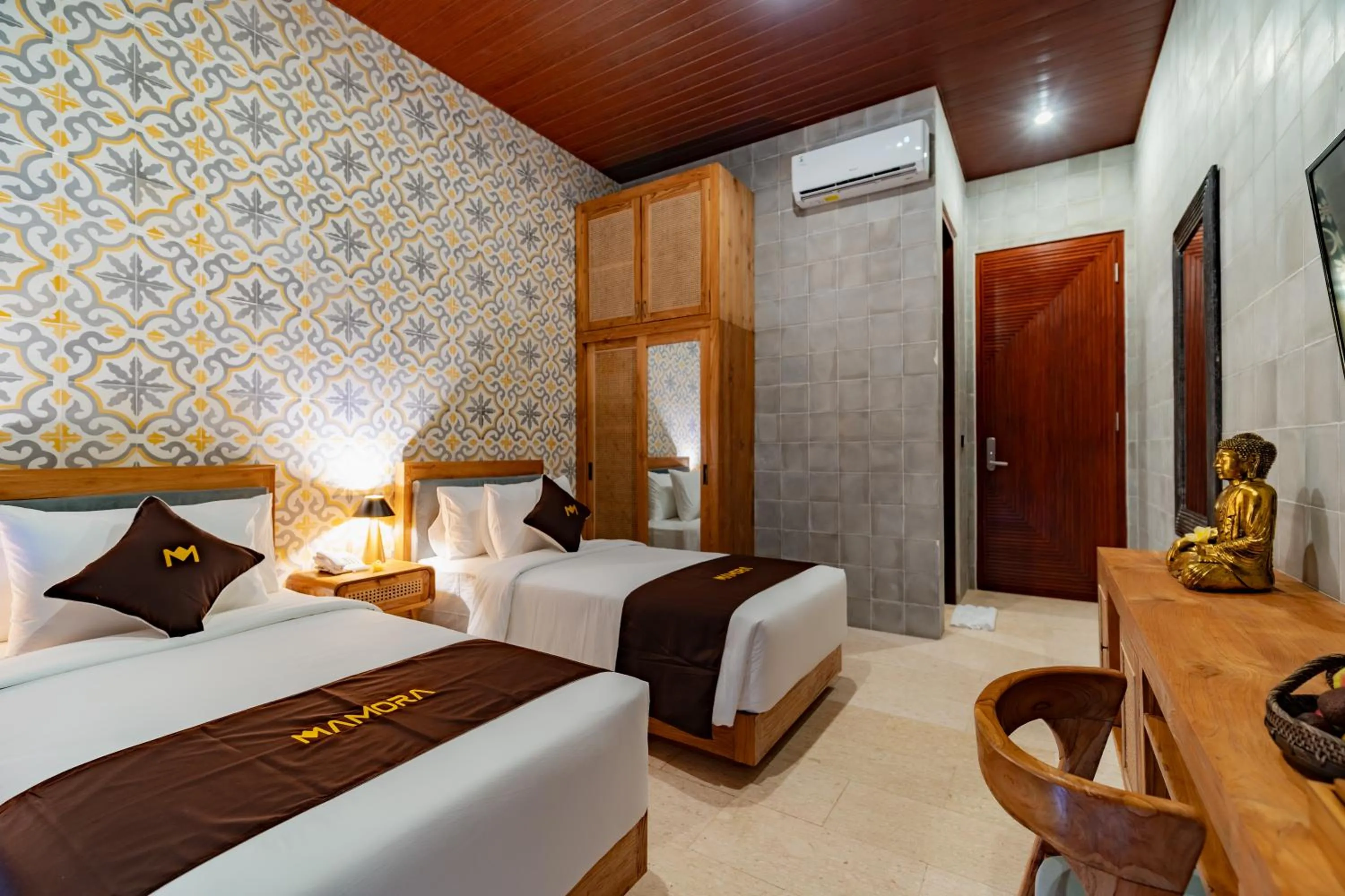 Bed in Mamora Ubud Villas