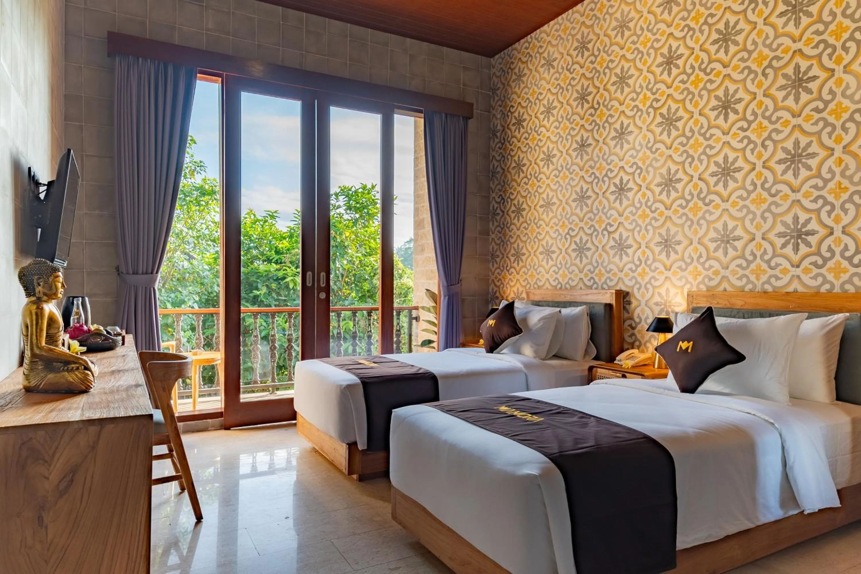 Bed in Mamora Ubud Villas
