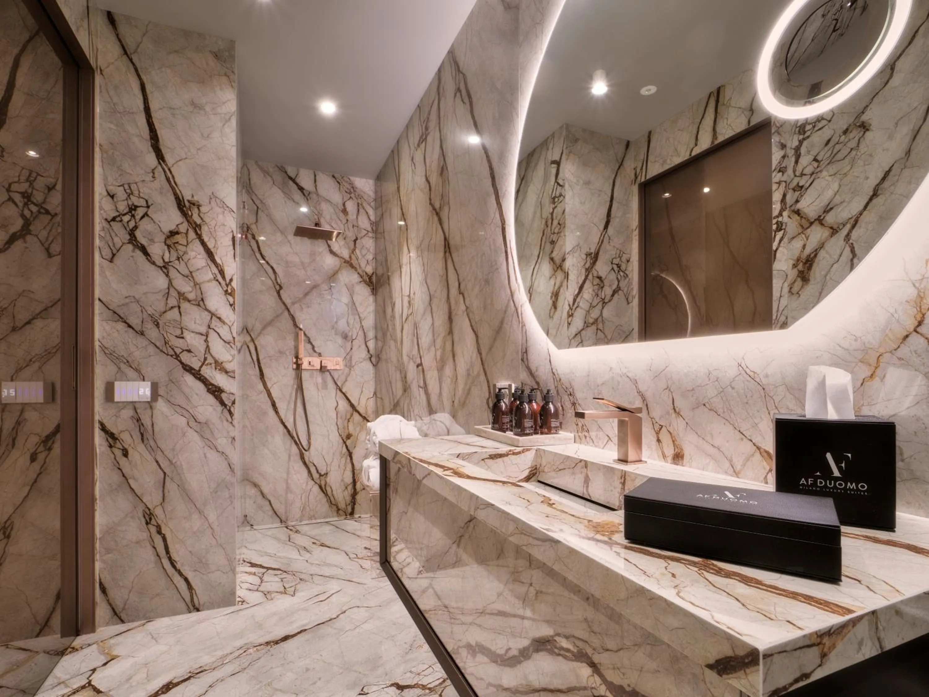 Bathroom in AF Duomo - Milano Luxury Suites