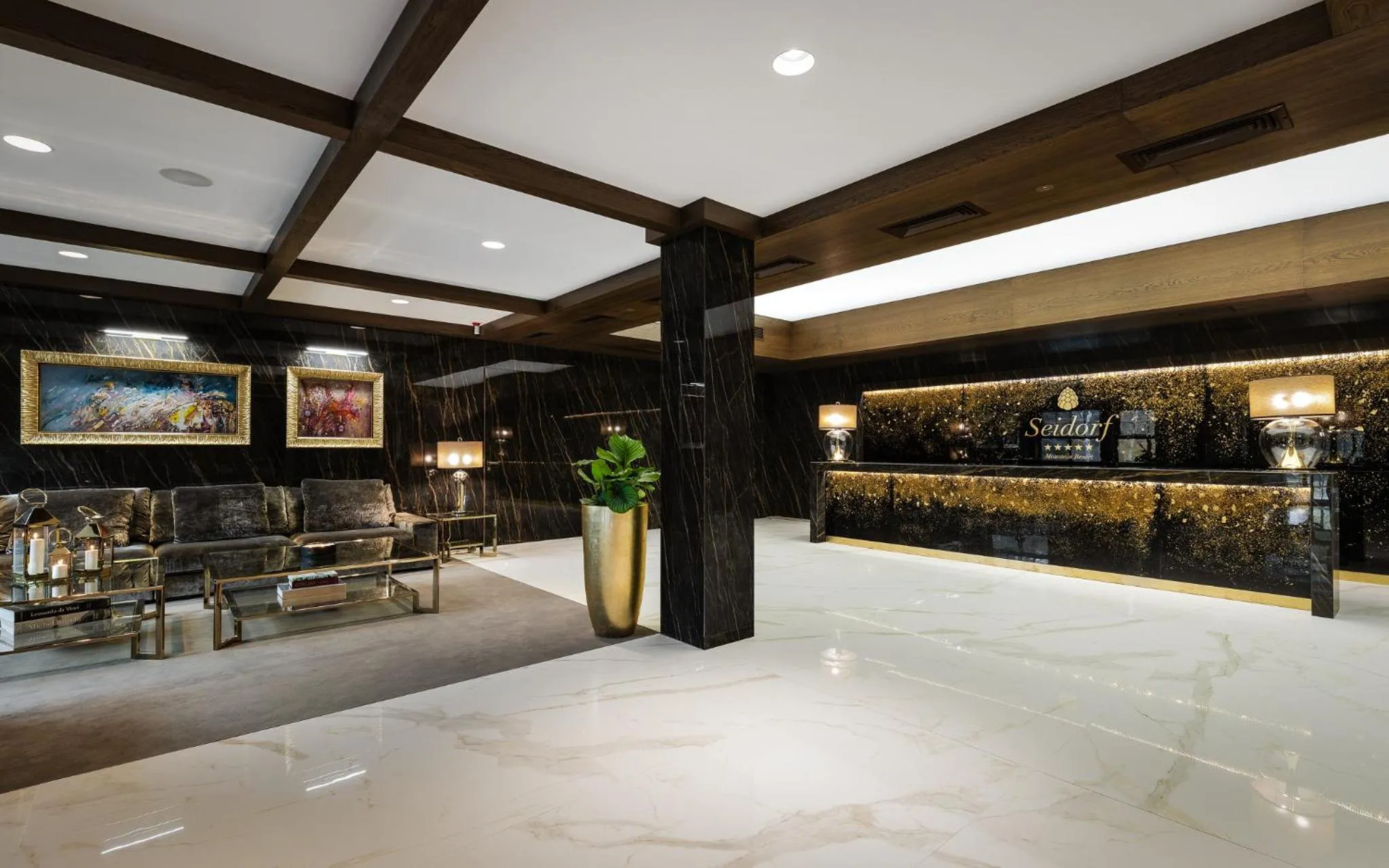 Lobby or reception in Osada Seidorf