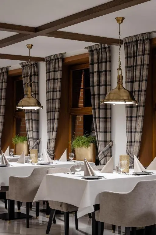 Restaurant/places to eat in Osada Seidorf