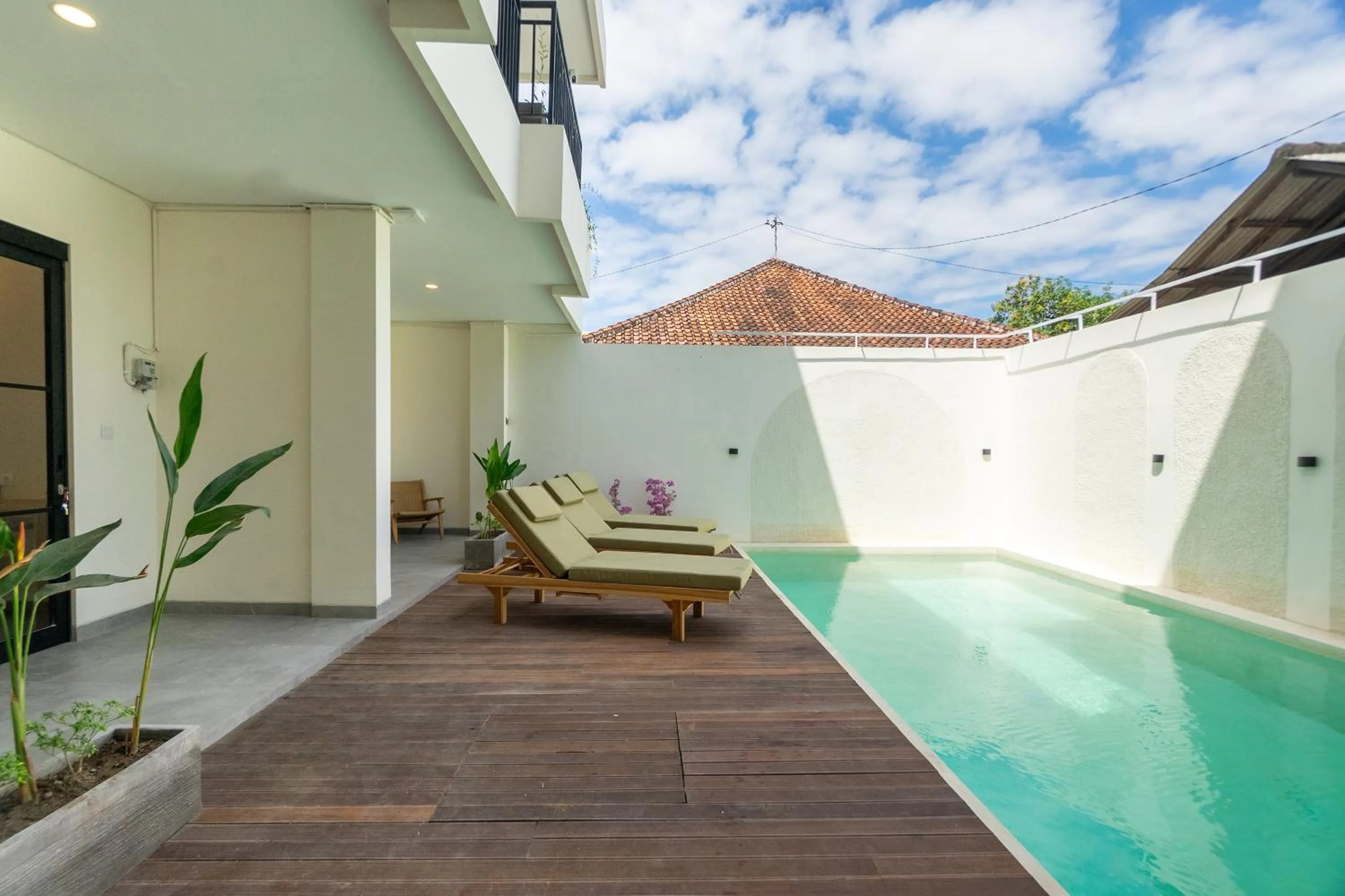 Swimming pool in Kelaya Guesthouse