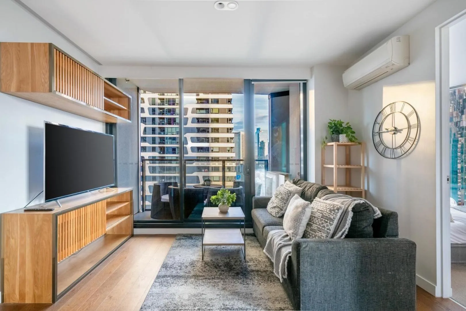 Mega Style Apartments Light House