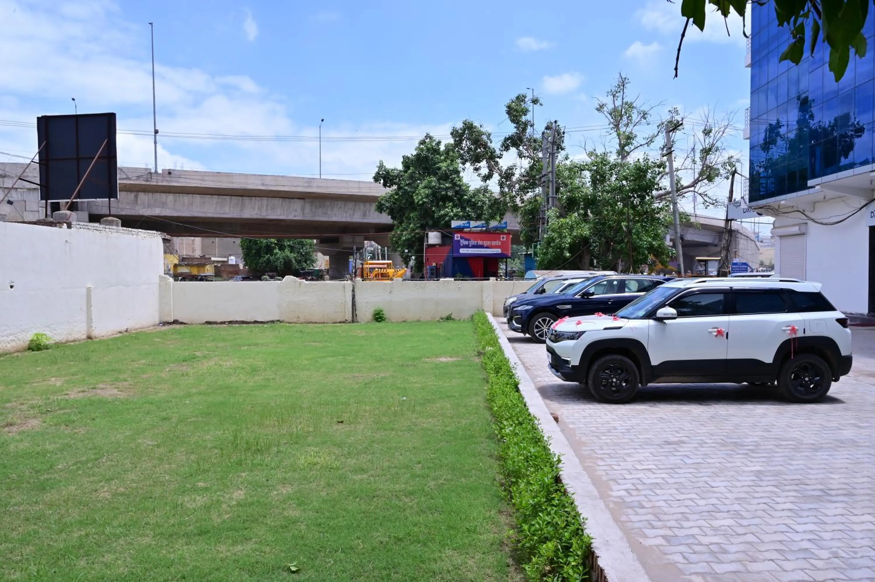 Garden in Date Palm Hotel