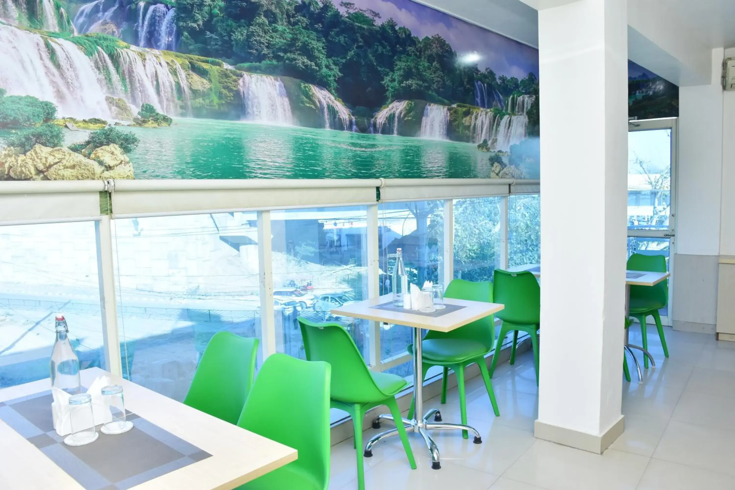 Restaurant/places to eat in Date Palm Hotel Restaurant/places to eat in Date Palm Hotel