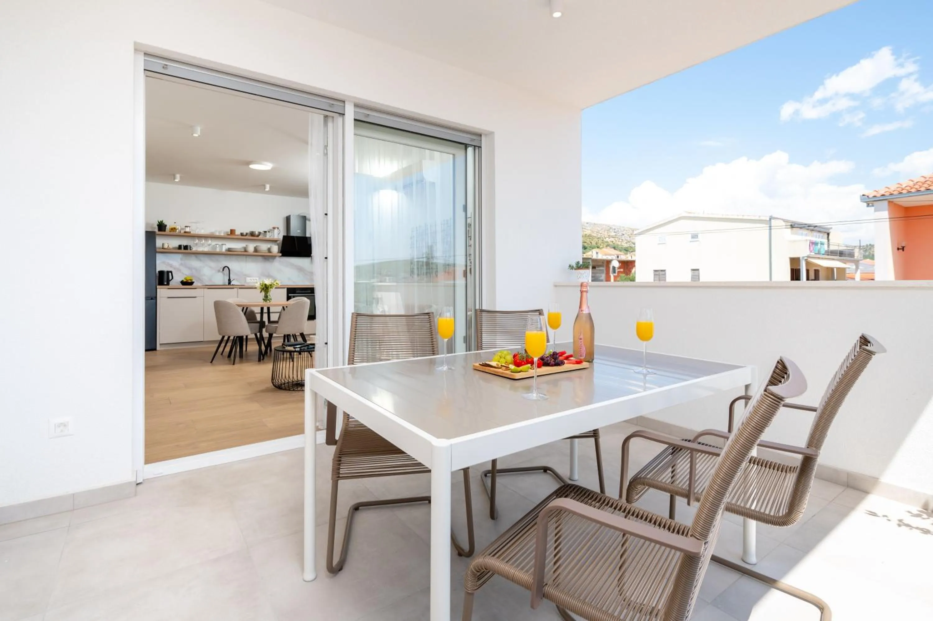 Day in Apartment SarAna Trogir