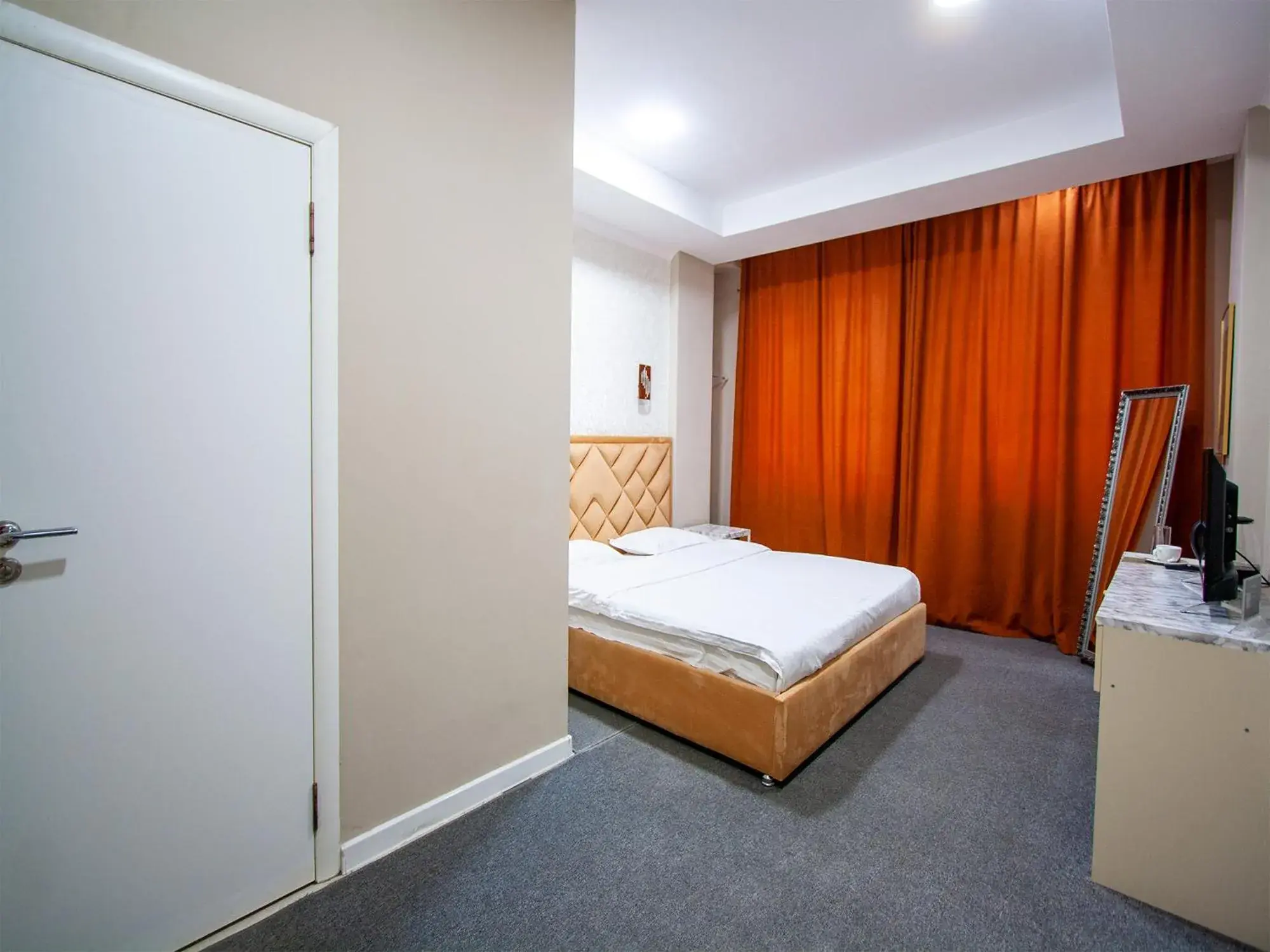 Bed in Hotel Montana Bed in Hotel Montana