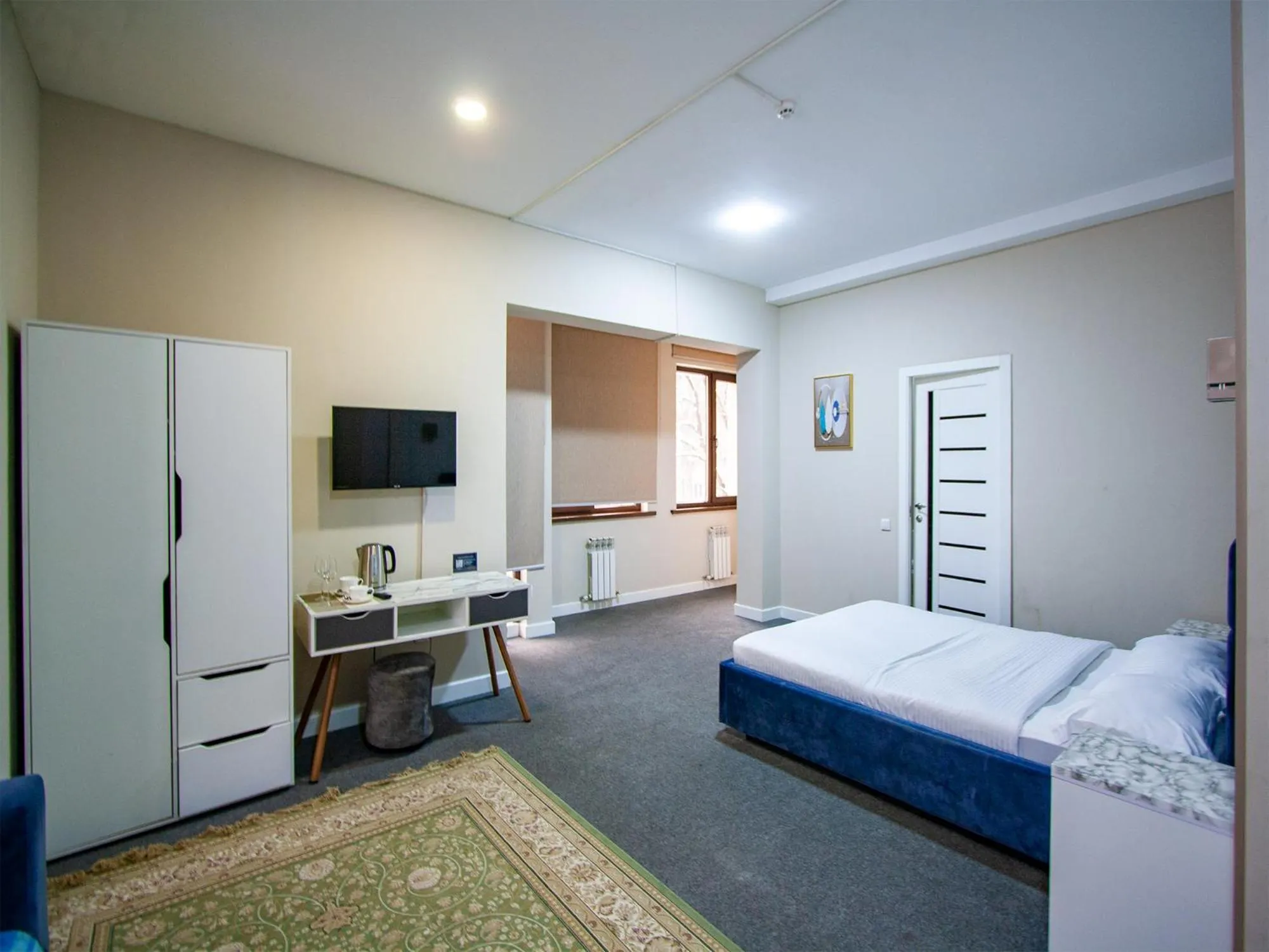 Bed in Hotel Montana