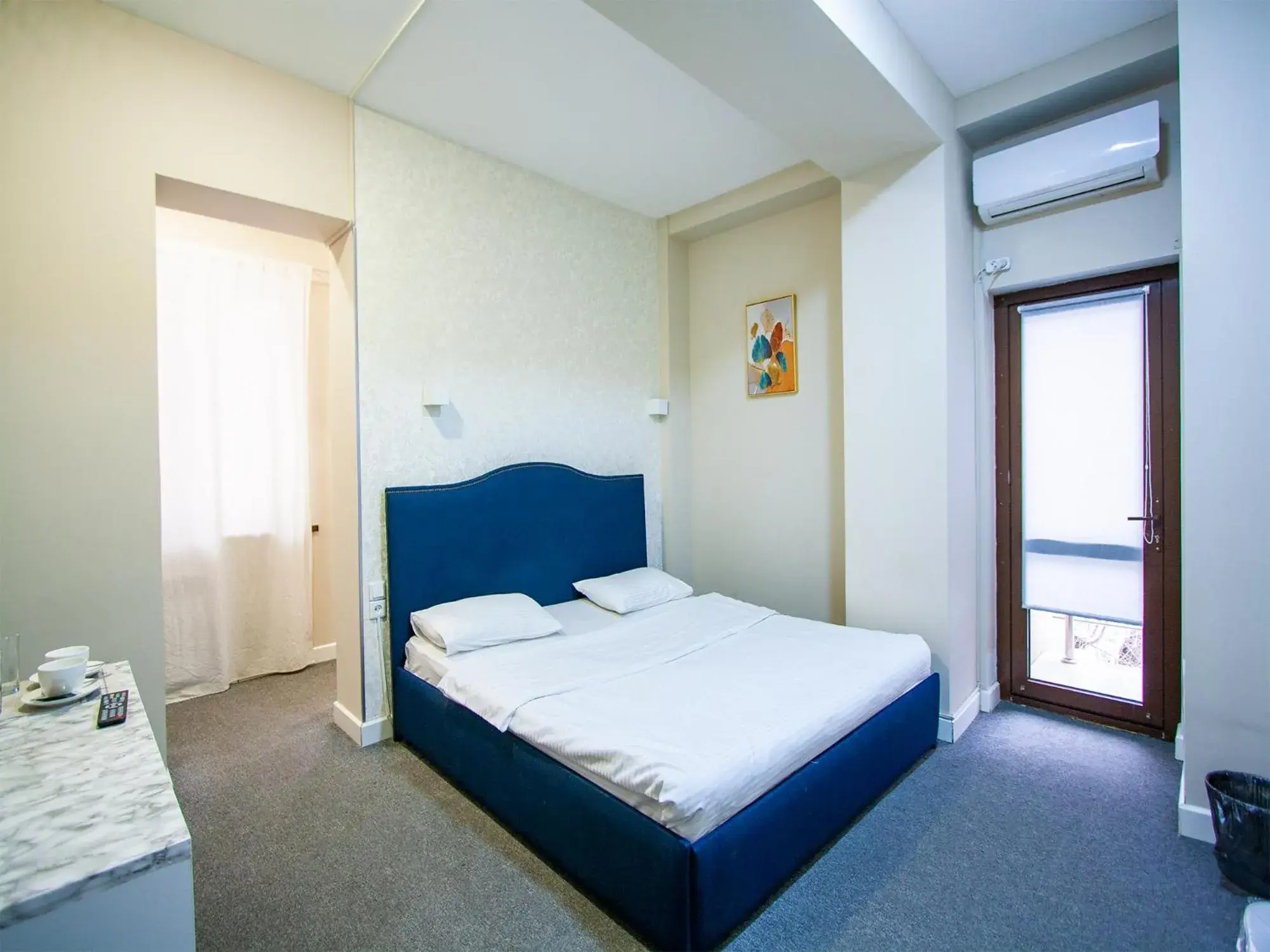 Bed in Hotel Montana Bed in Hotel Montana