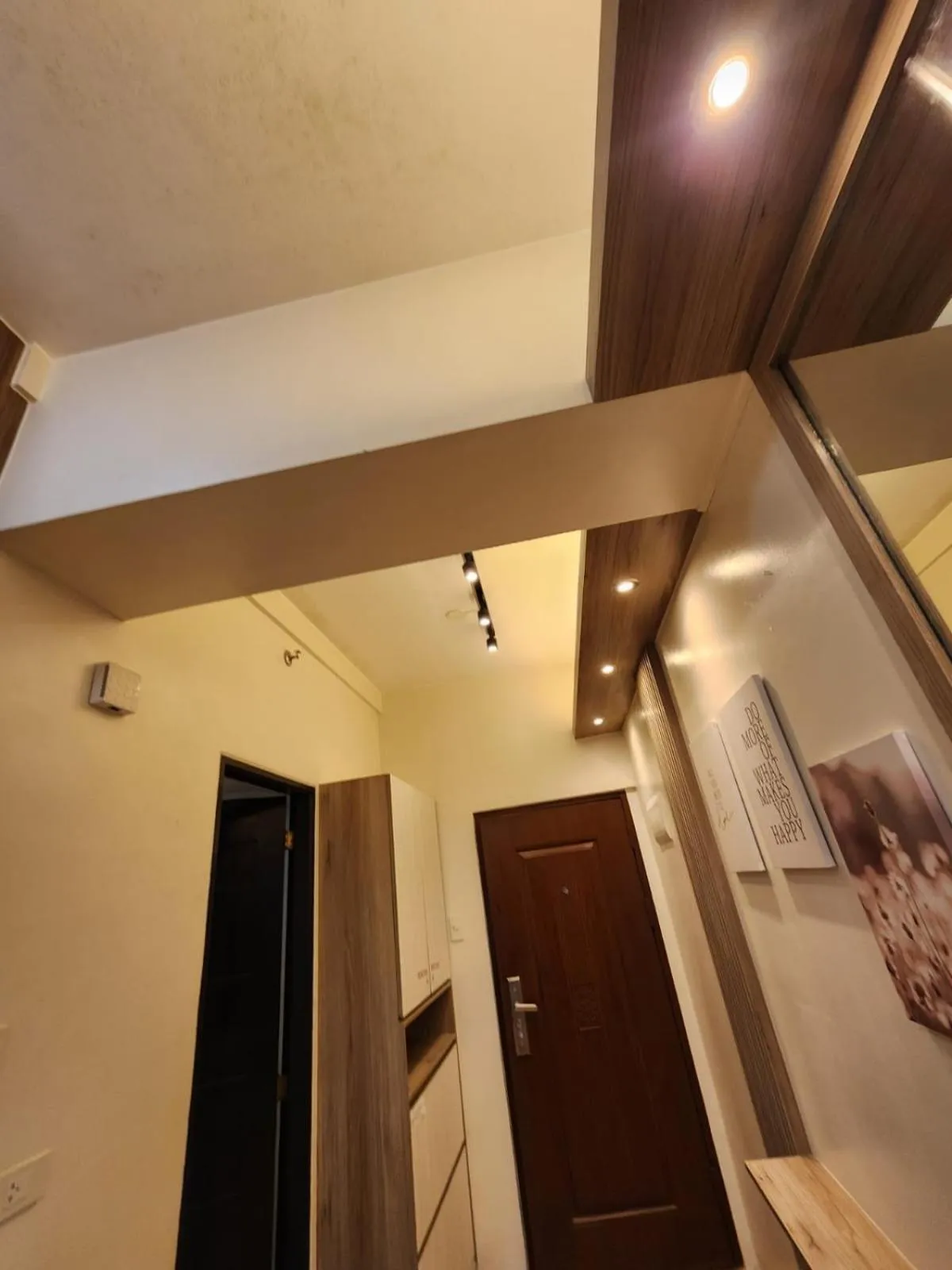 Nordic Rsquare Manila - with Pool Access