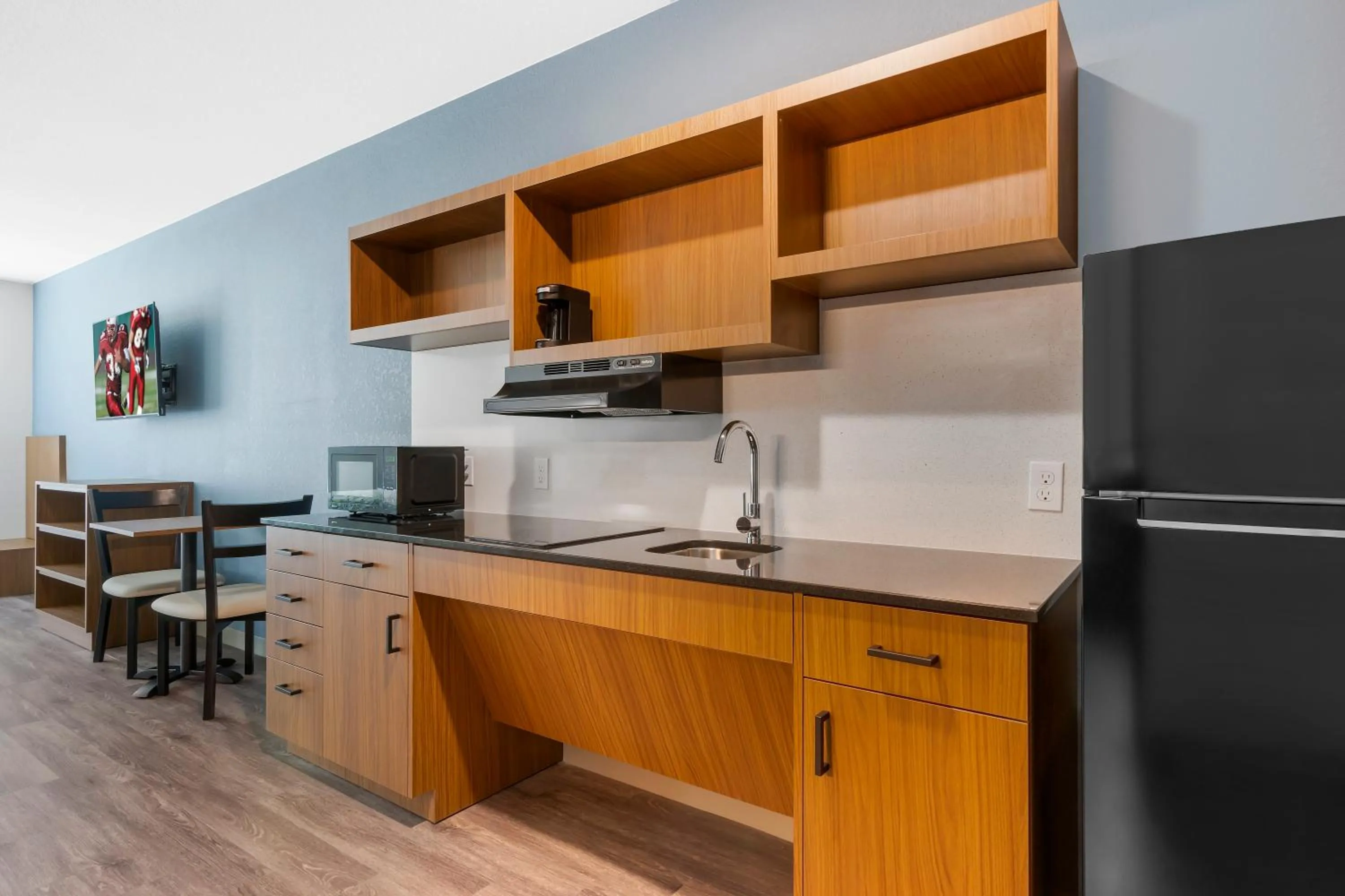 Photo of the whole room in HomeTowne Studios by Red Roof Tampa - Airport