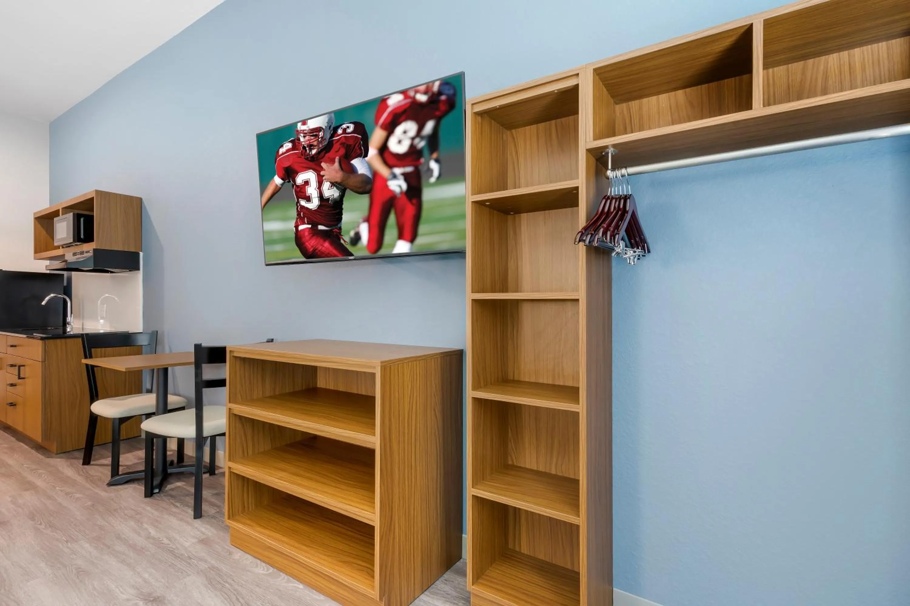 Photo of the whole room in HomeTowne Studios by Red Roof Tampa - Airport