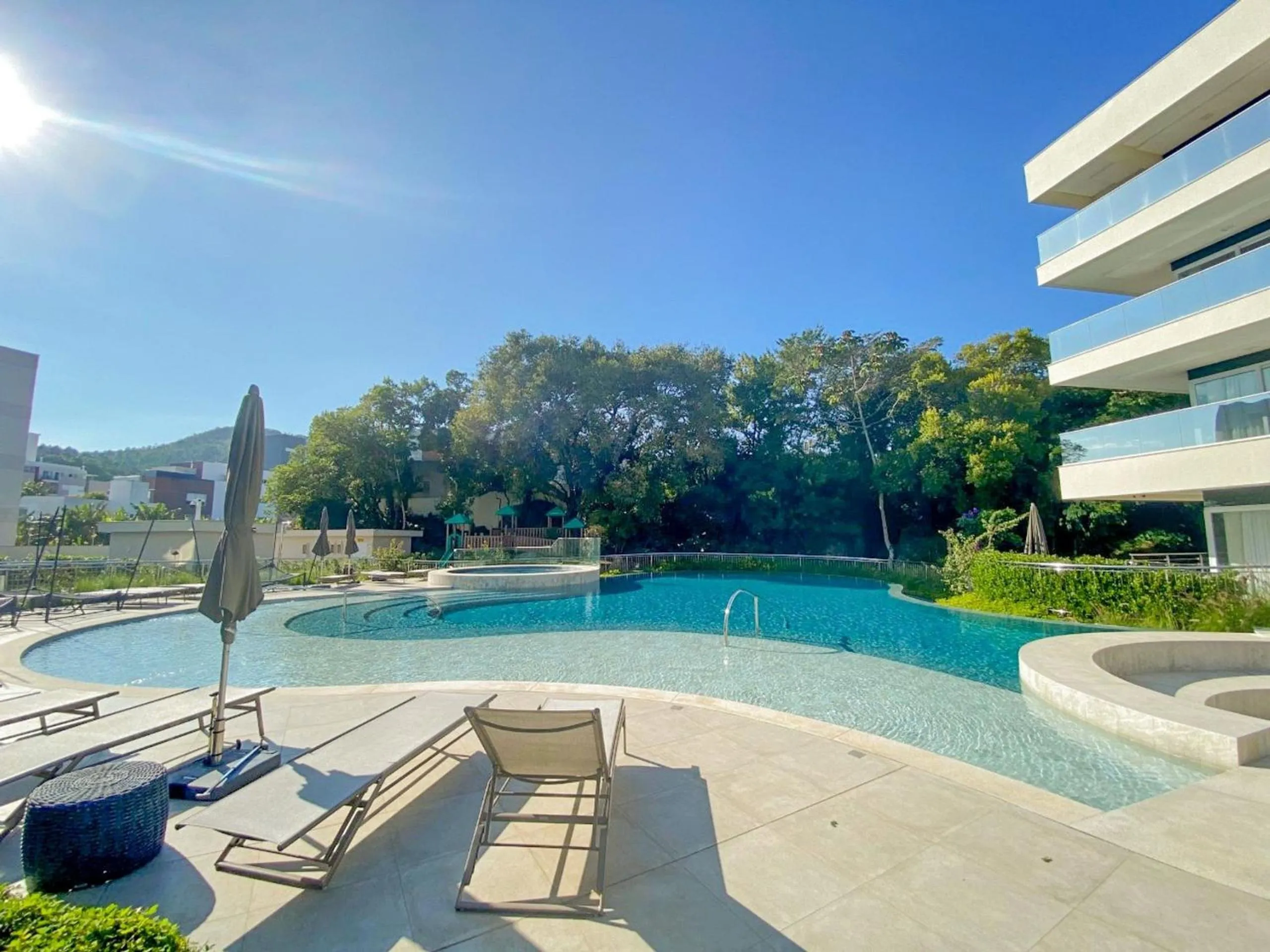 Novíssimo Jurere Com Linda Área de Lazer