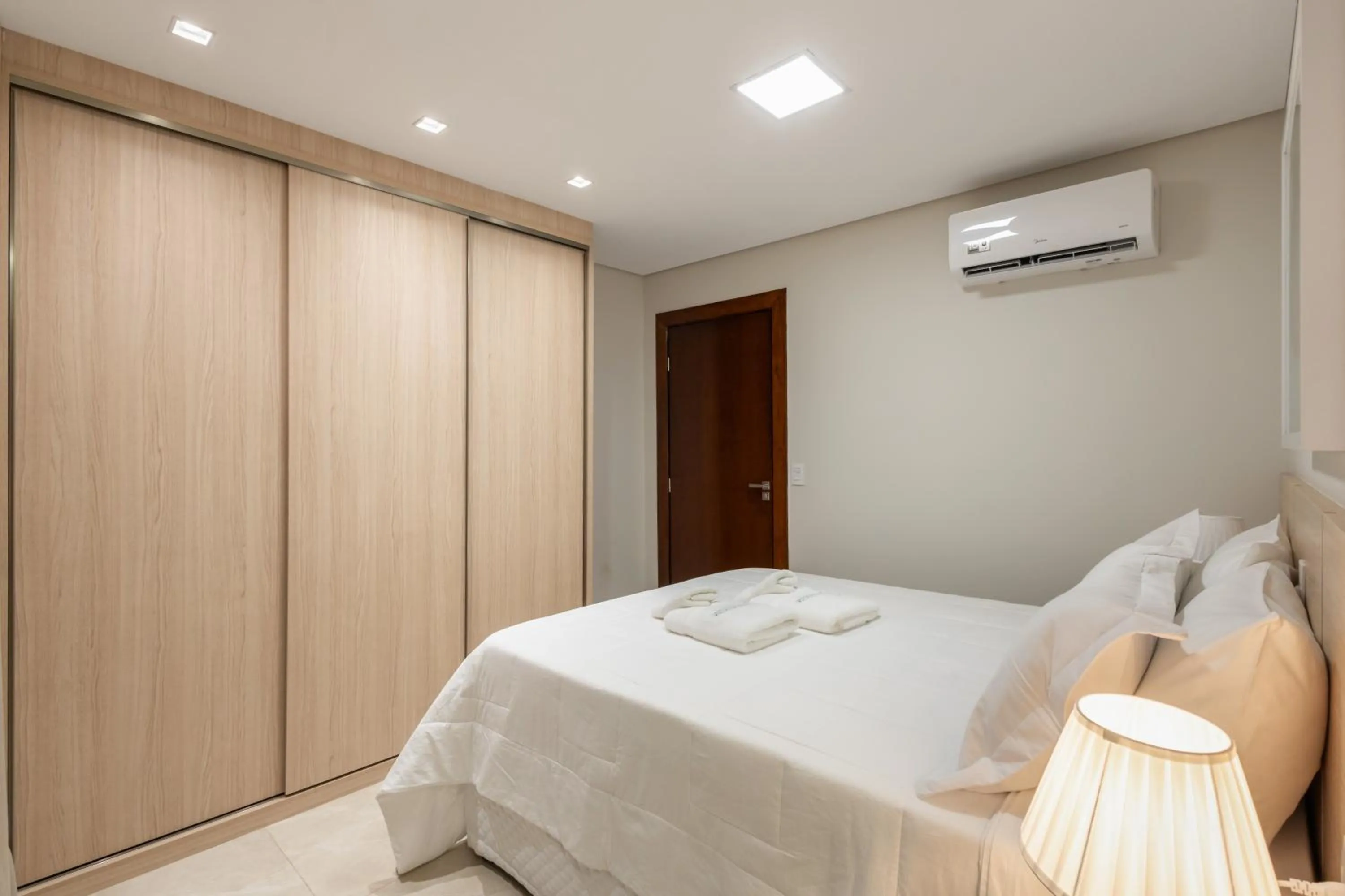 Bedroom, Bed in Maranatha Suítes