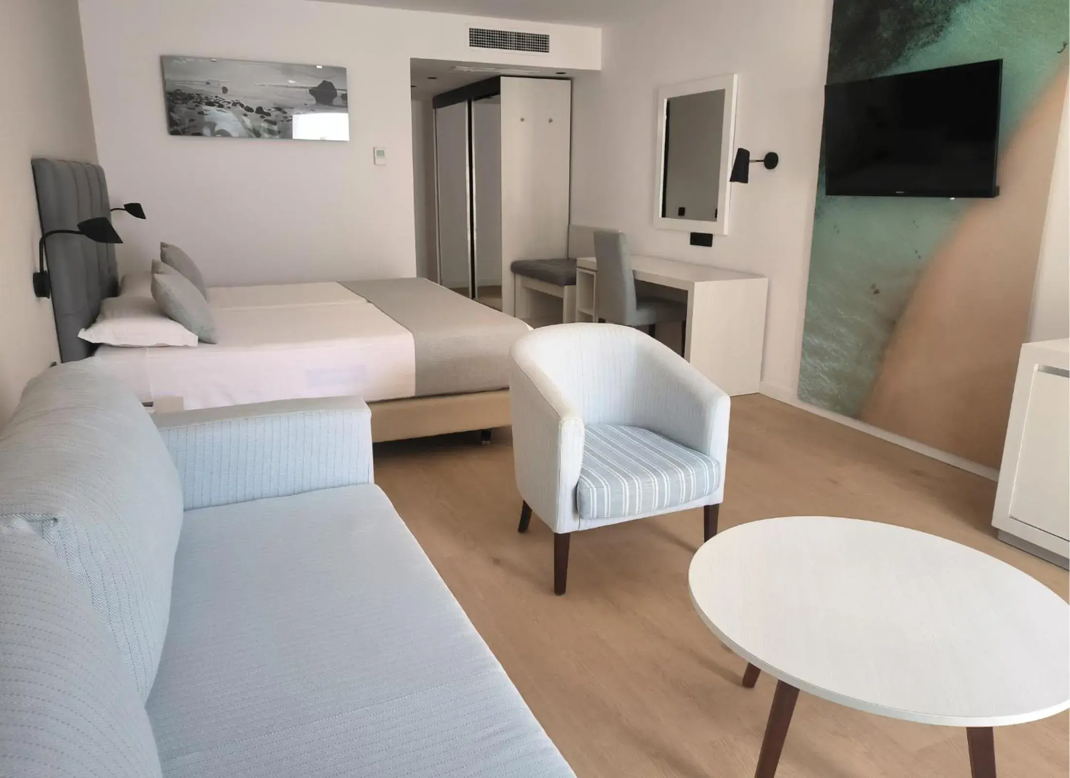 Single Room in Hotel Las Costas Single Room in Hotel Las Costas