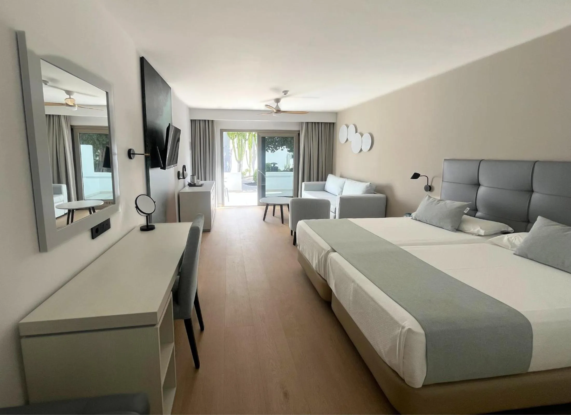 Photo of the whole room, Bed in Hotel Las Costas