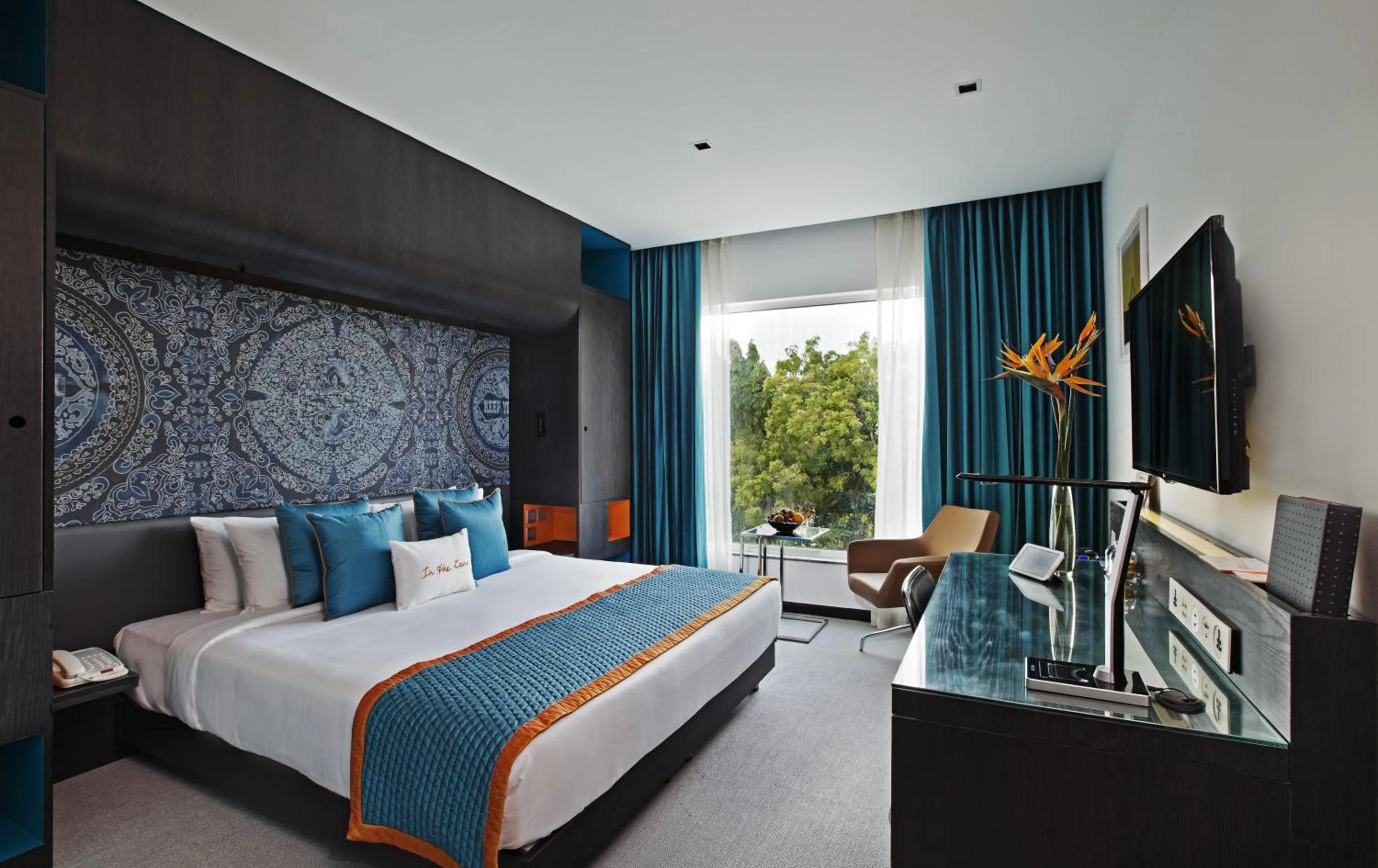 Photo of the whole room, Bed in Zone By The Park Coimbatore