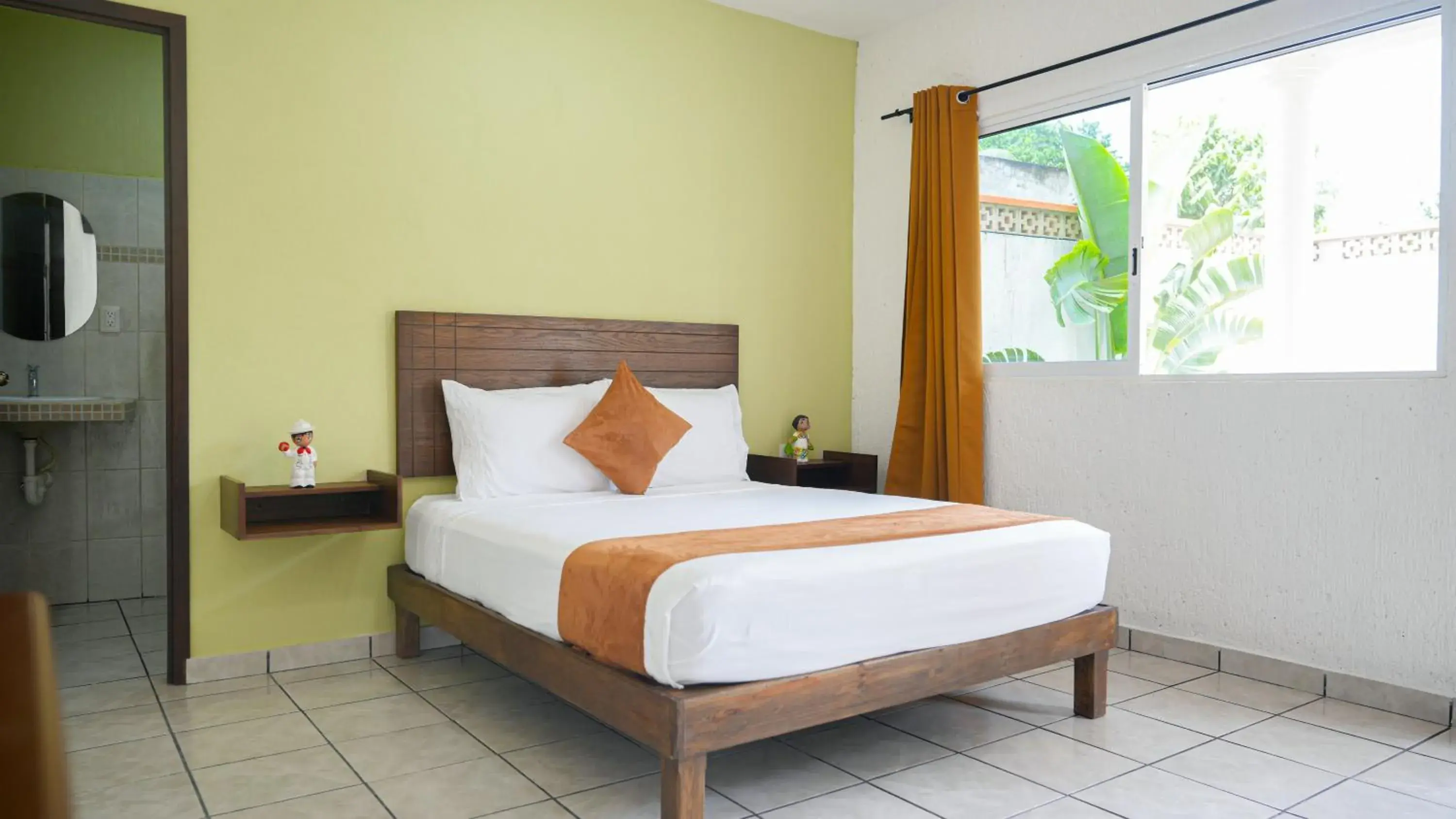 TV and multimedia, Bed in Hotel del Parque TV and multimedia, Bed in Hotel del Parque