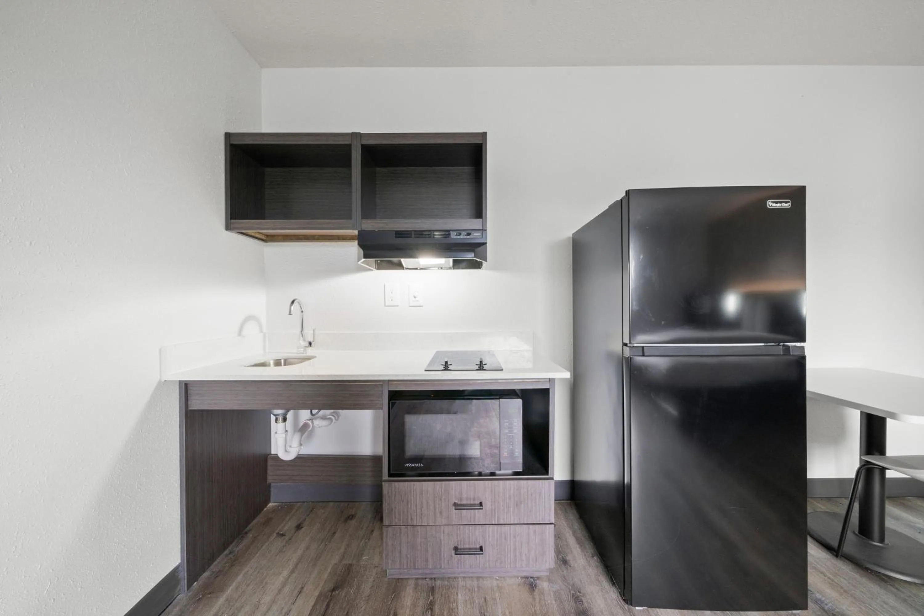 Kitchen or kitchenette in Southern Suites Columbus