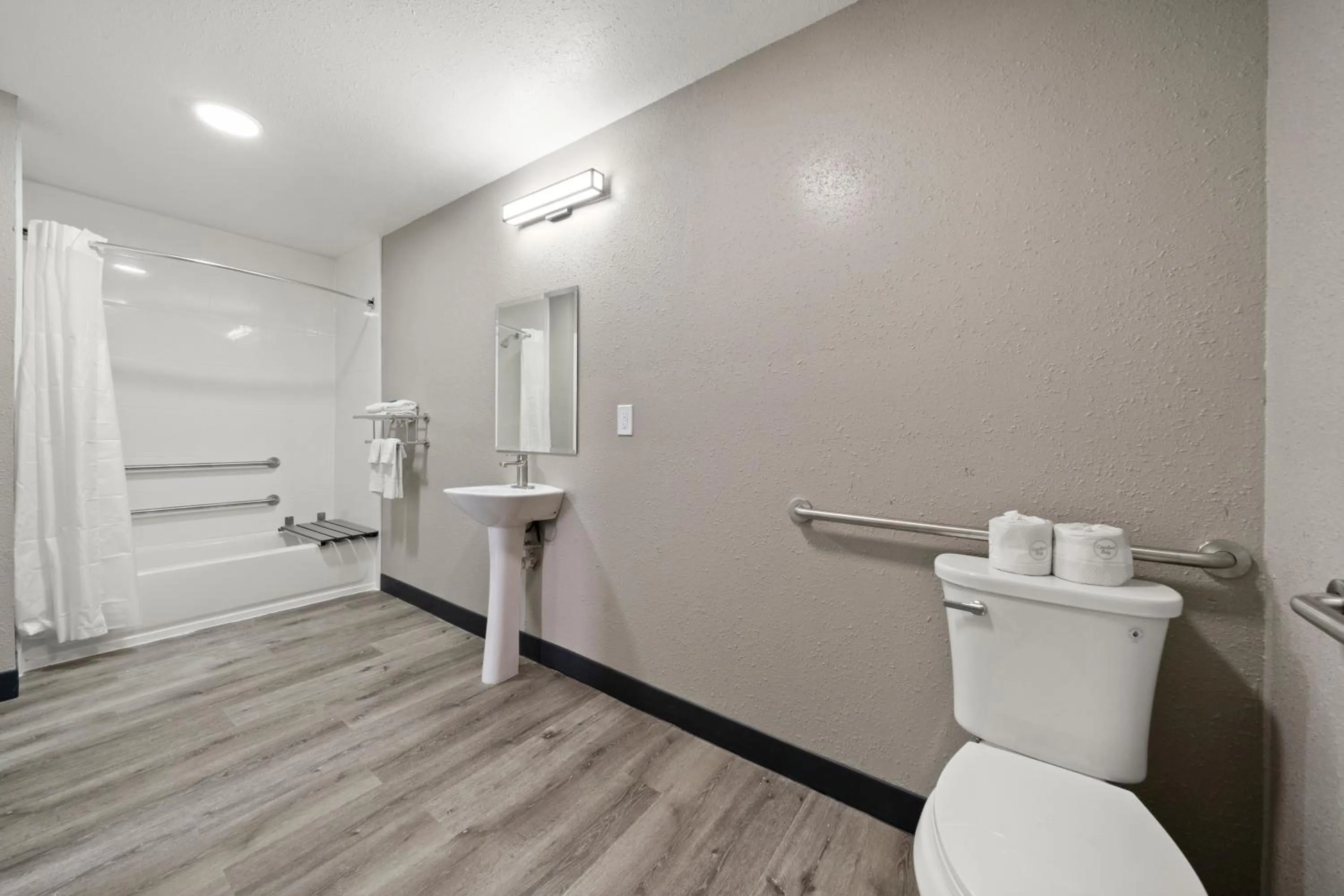 Toilet in Southern Suites Columbus