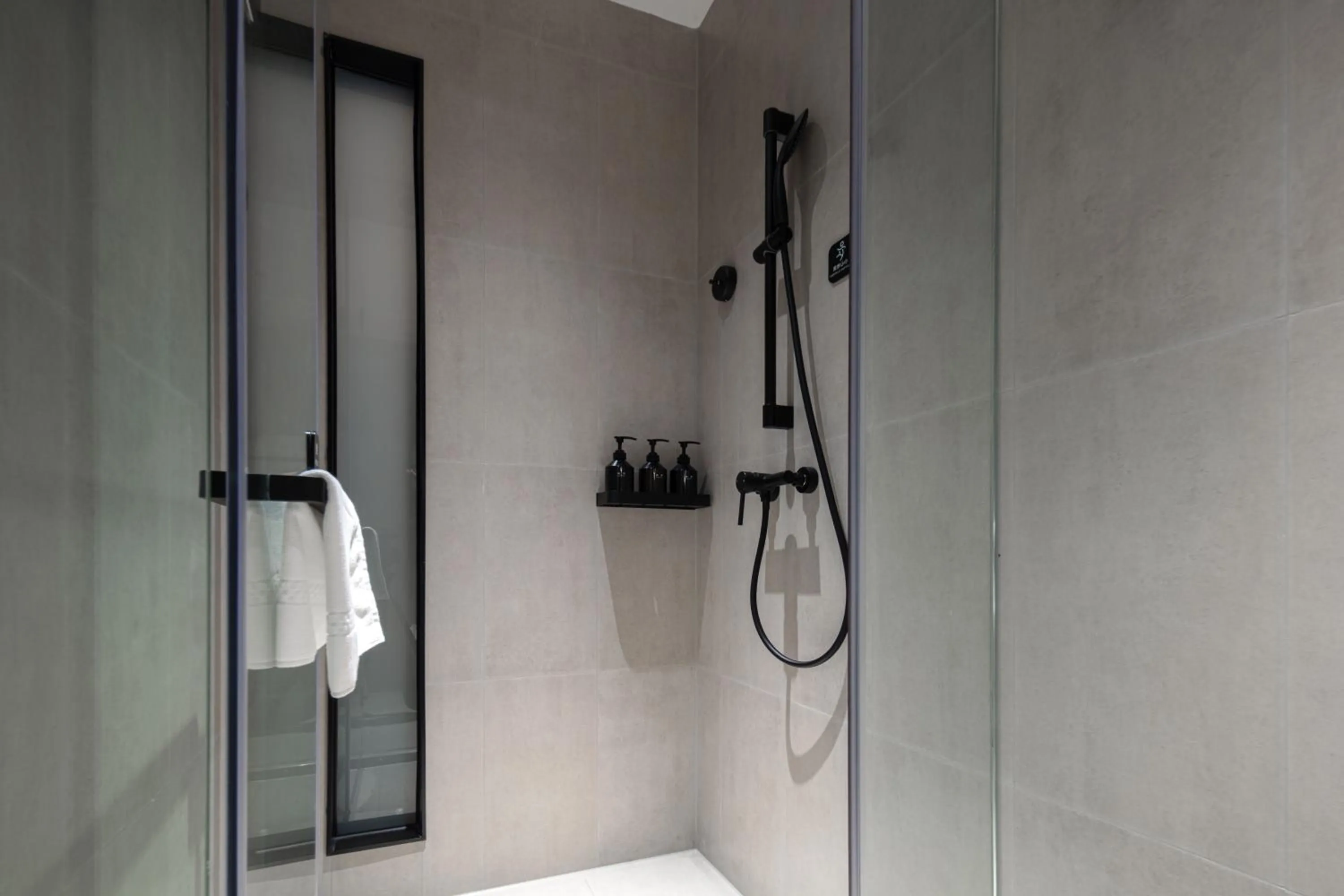 Atour Light Hotel Dongguan Songshan Lake University Town