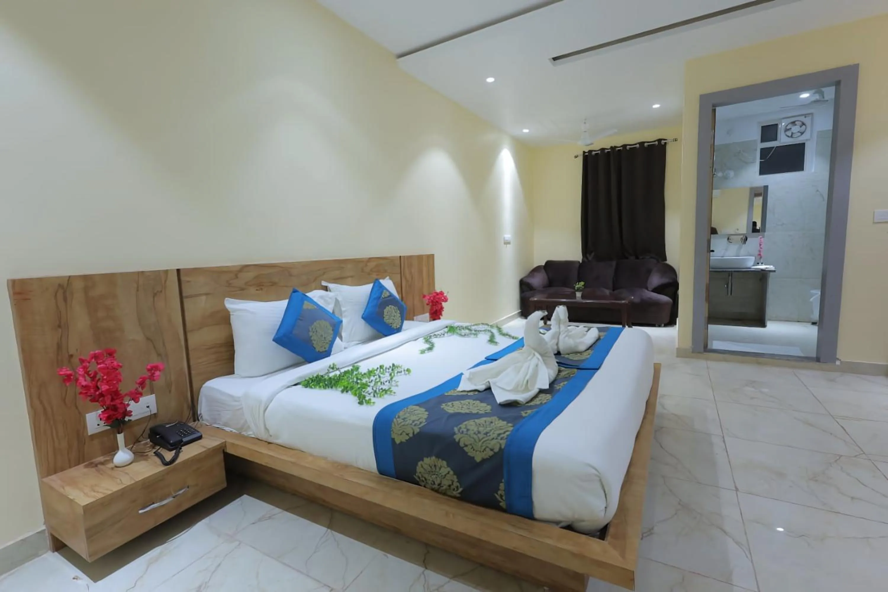 Bed in Rubystone Shiv Vilas Palace