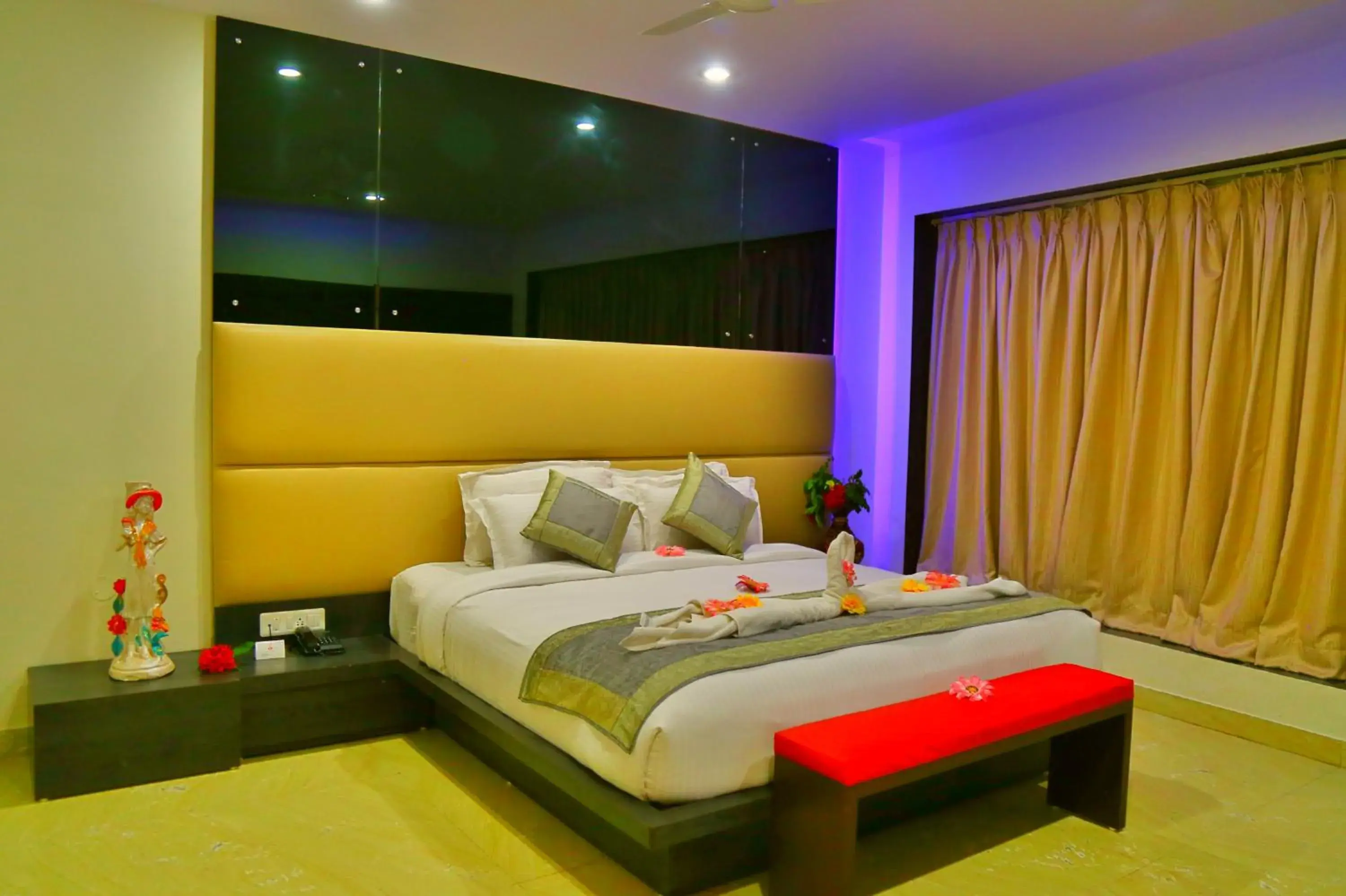 Suite in Rubystone Shiv Vilas Palace Suite in Rubystone Shiv Vilas Palace