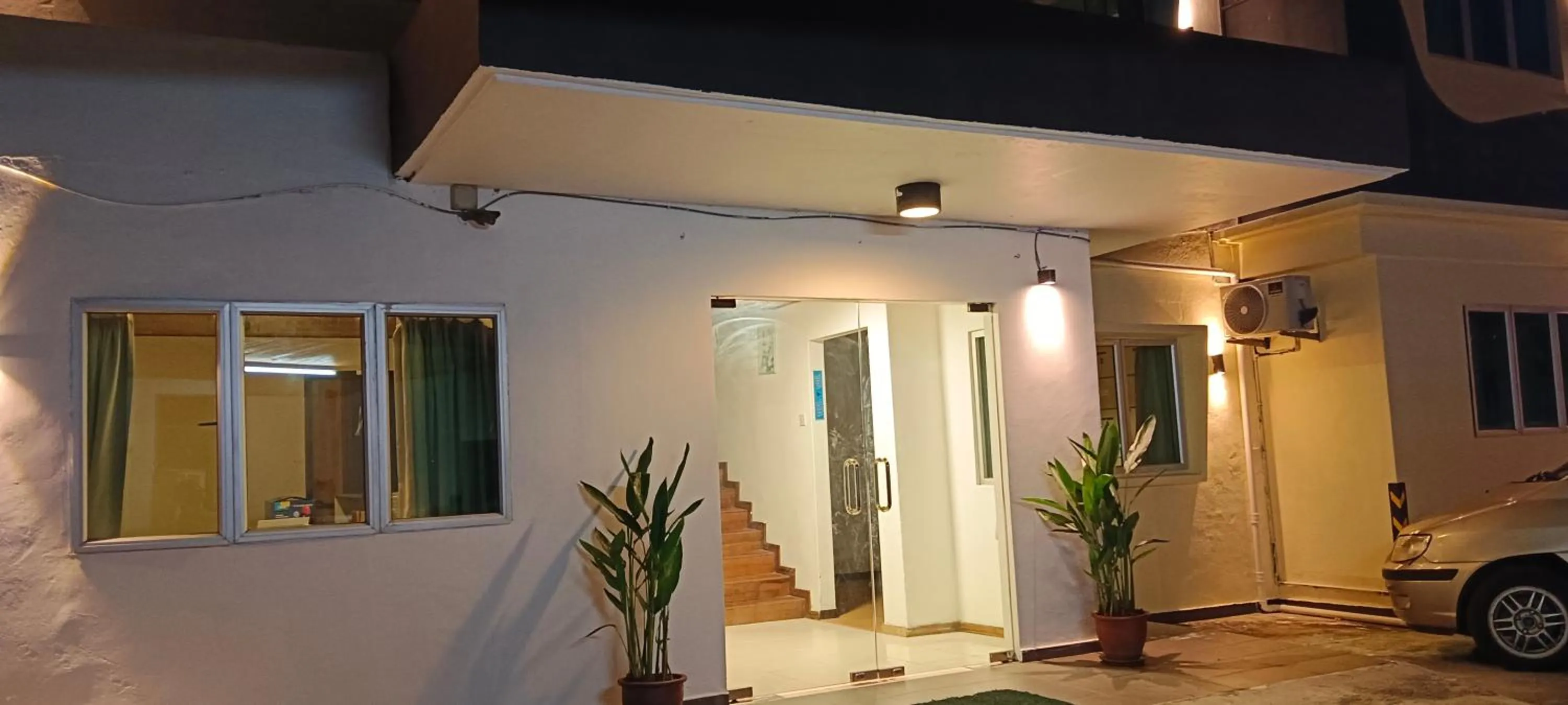 Facade/entrance in 69 Hotel