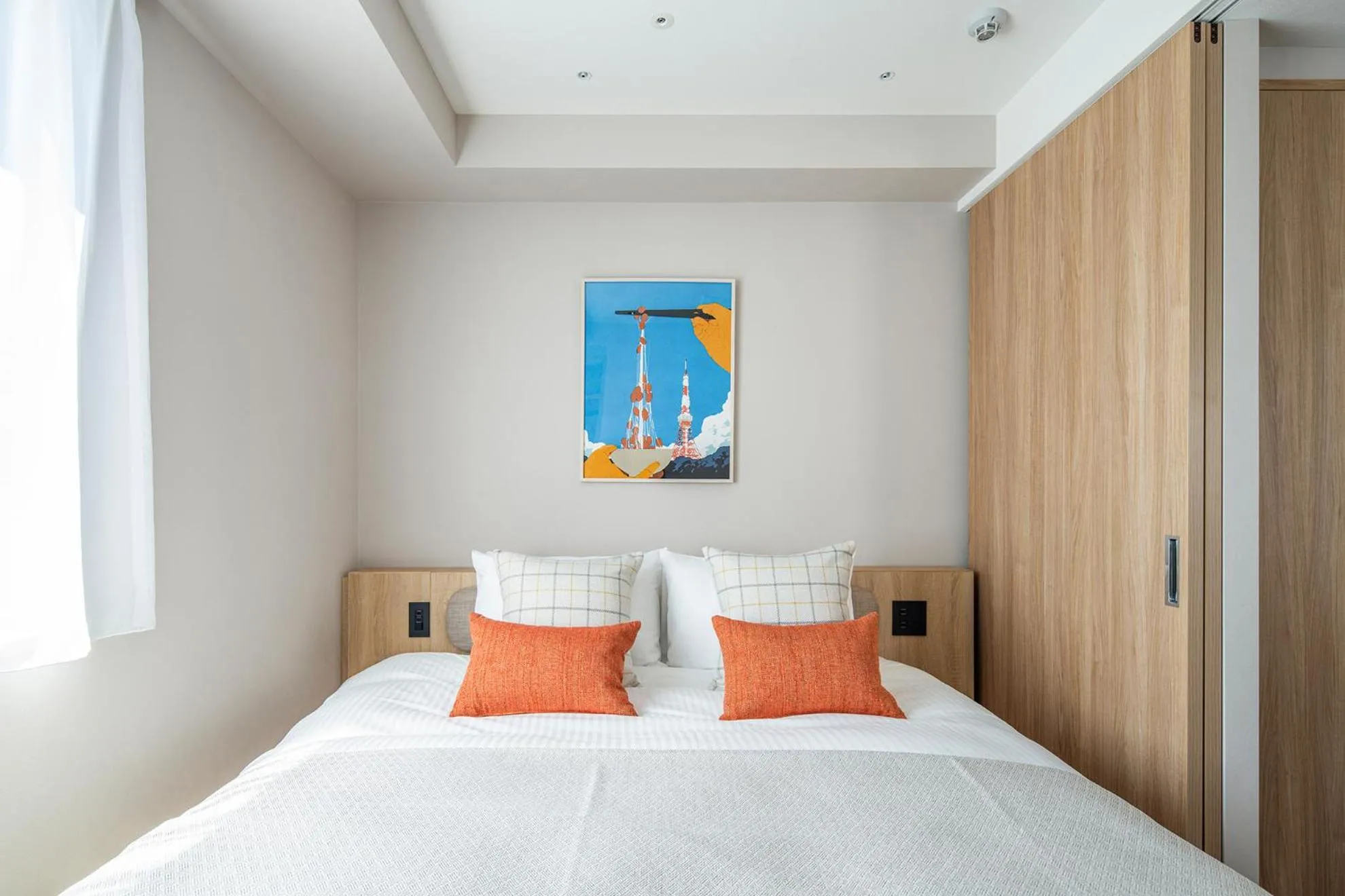 Bed in Section L Shimbashi West