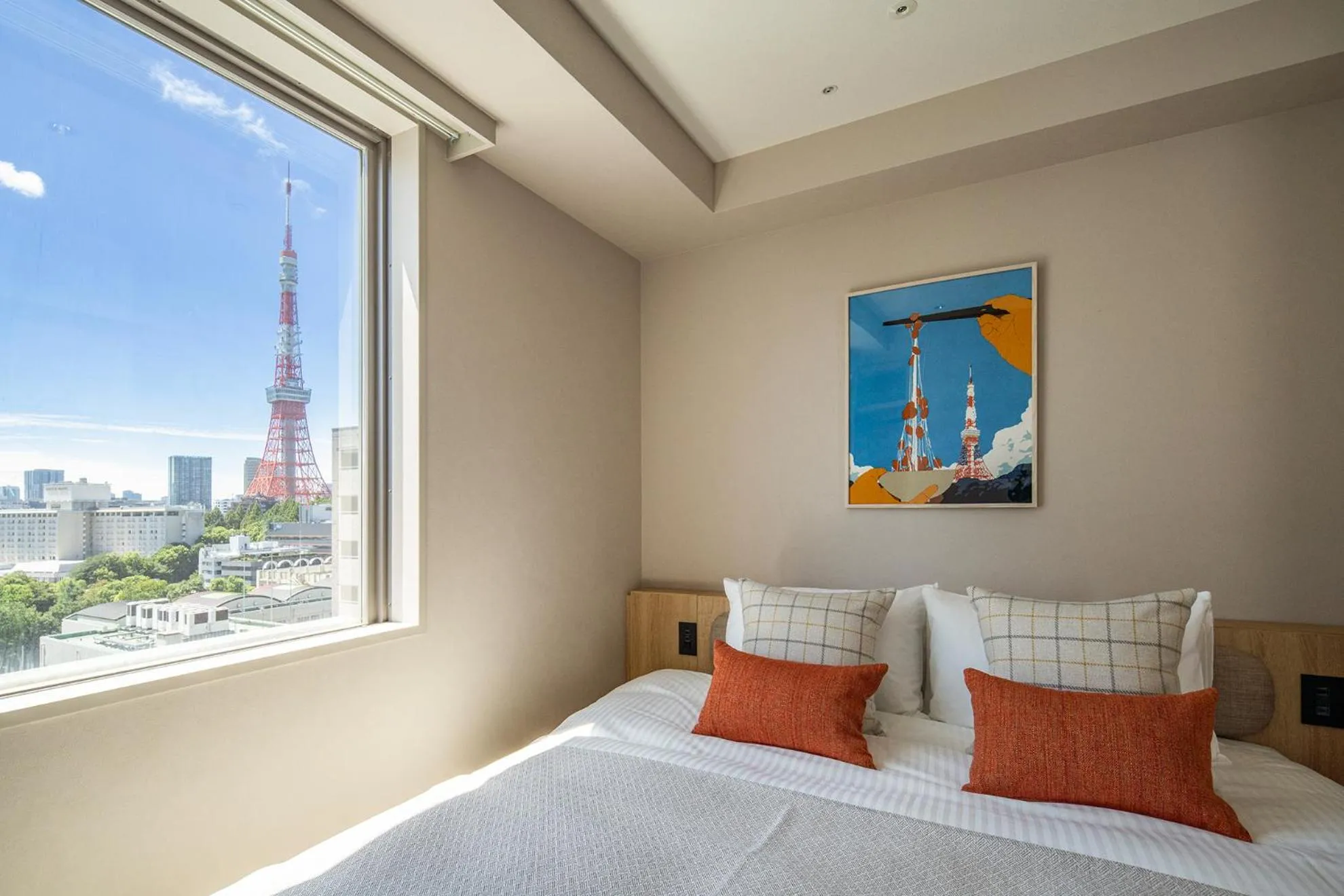 Bedroom, Bed in Section L Shimbashi West