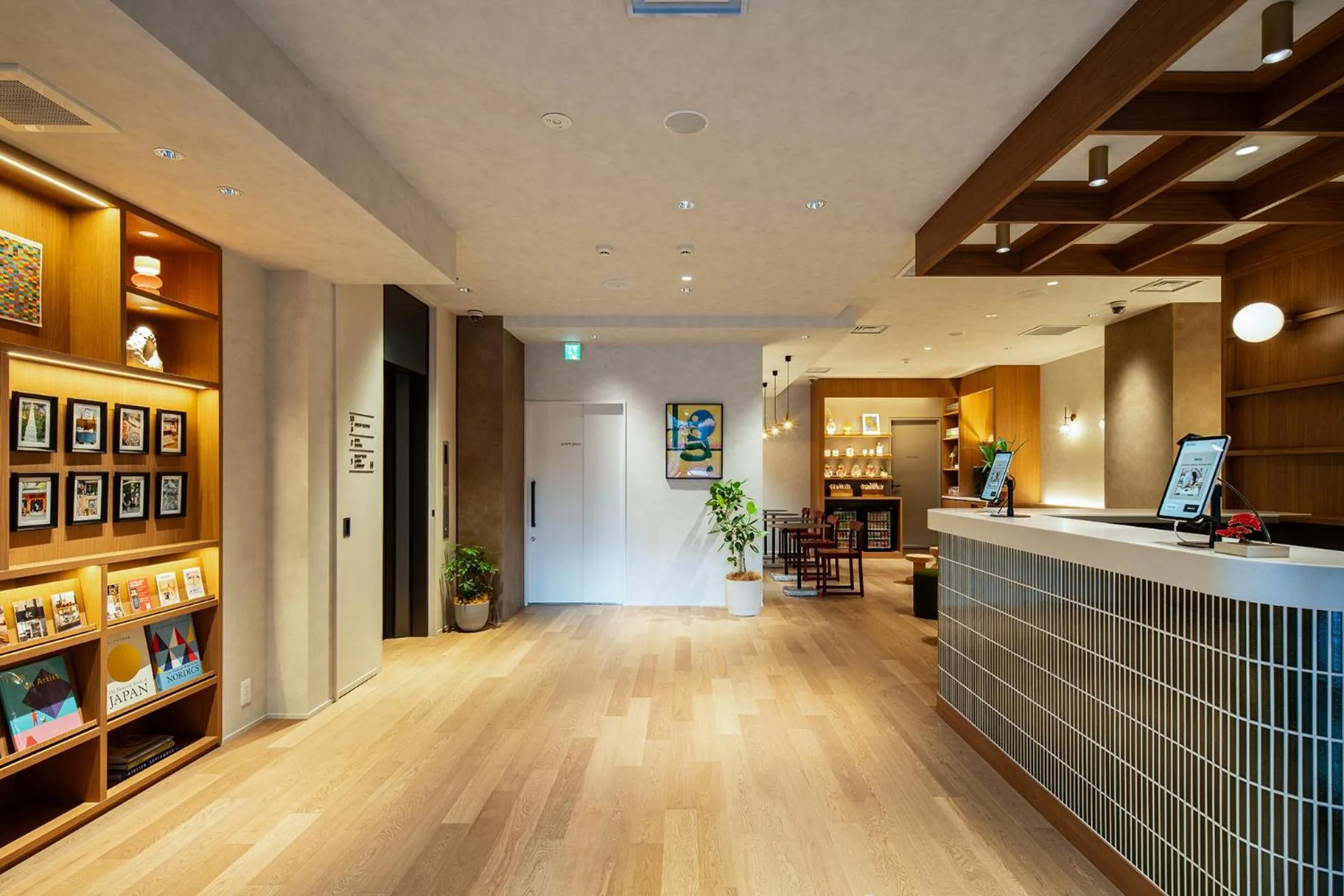 Lobby or reception in Section L Shimbashi West