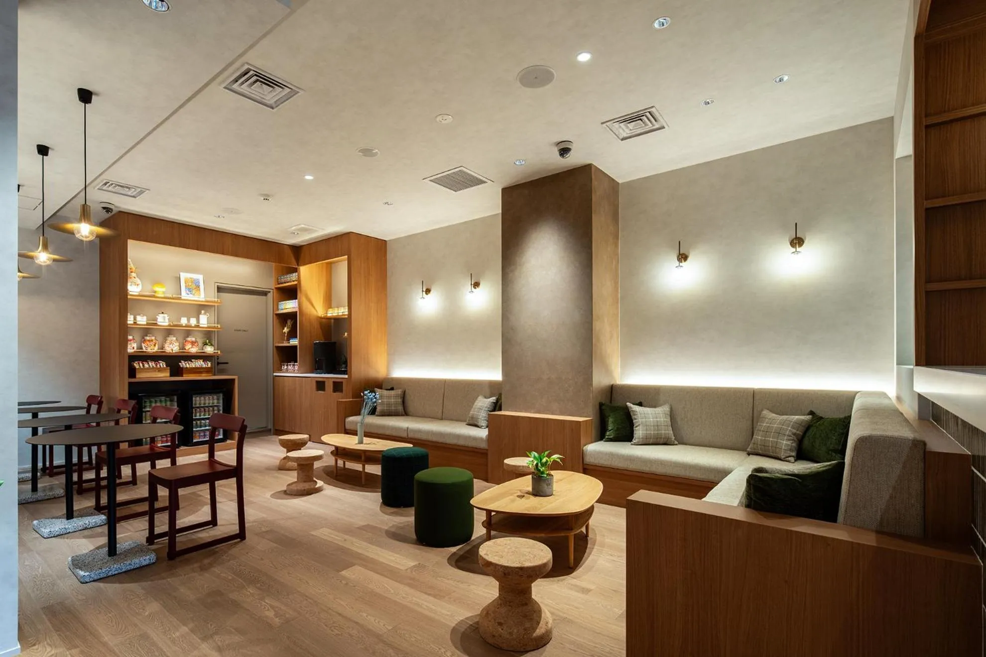 Lobby or reception in Section L Shimbashi West