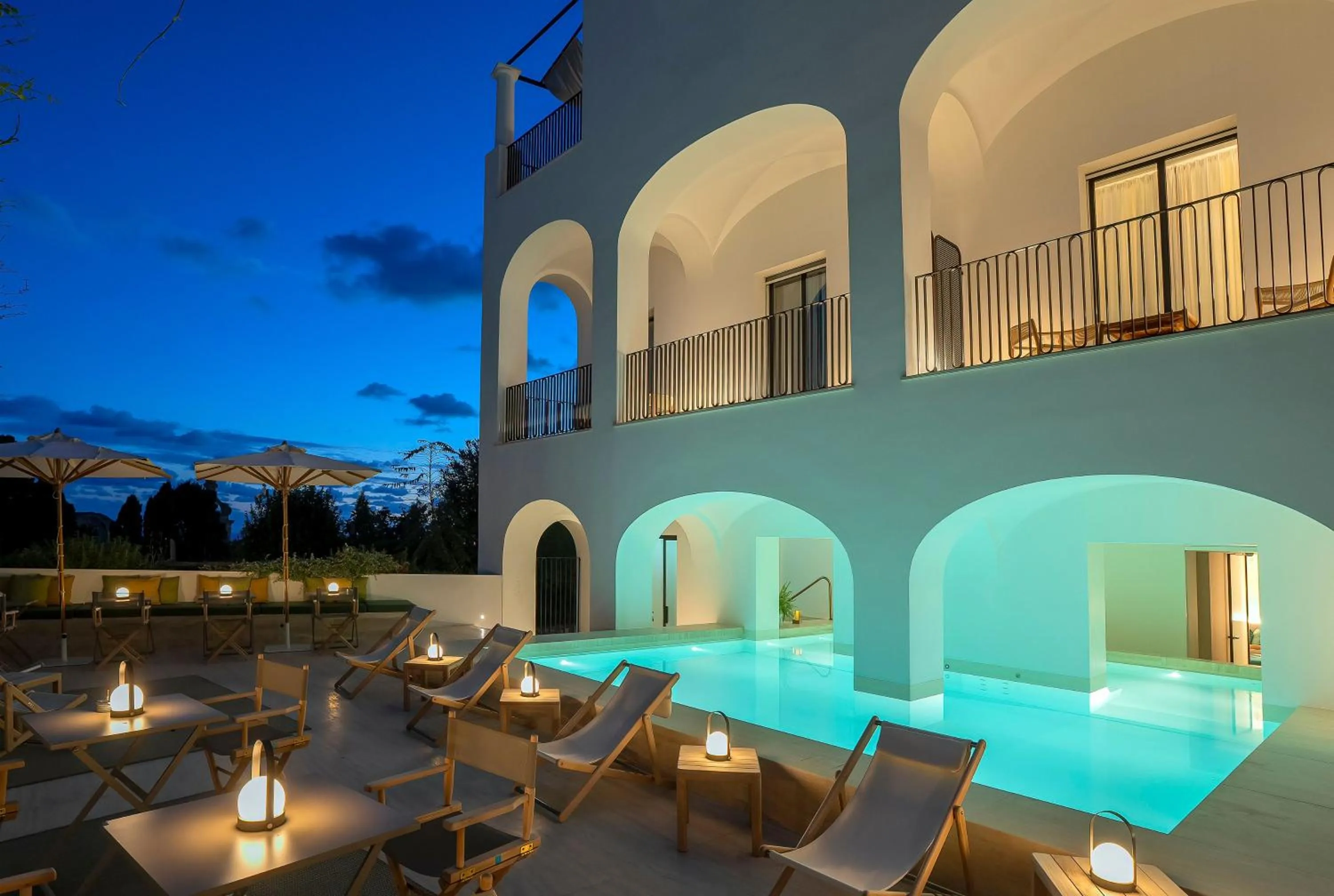 Property building in Villa Certosa