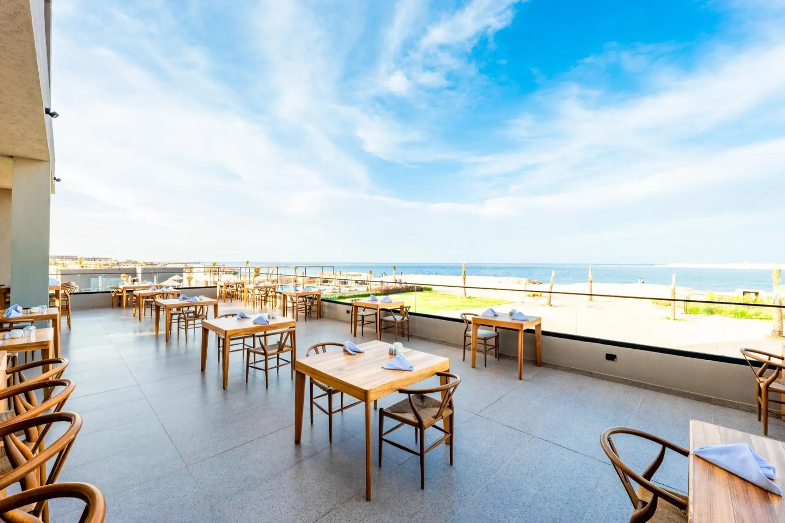 Restaurant/places to eat in Sentido Naga Bay - Adults friendly Restaurant/places to eat in Sentido Naga Bay - Adults friendly