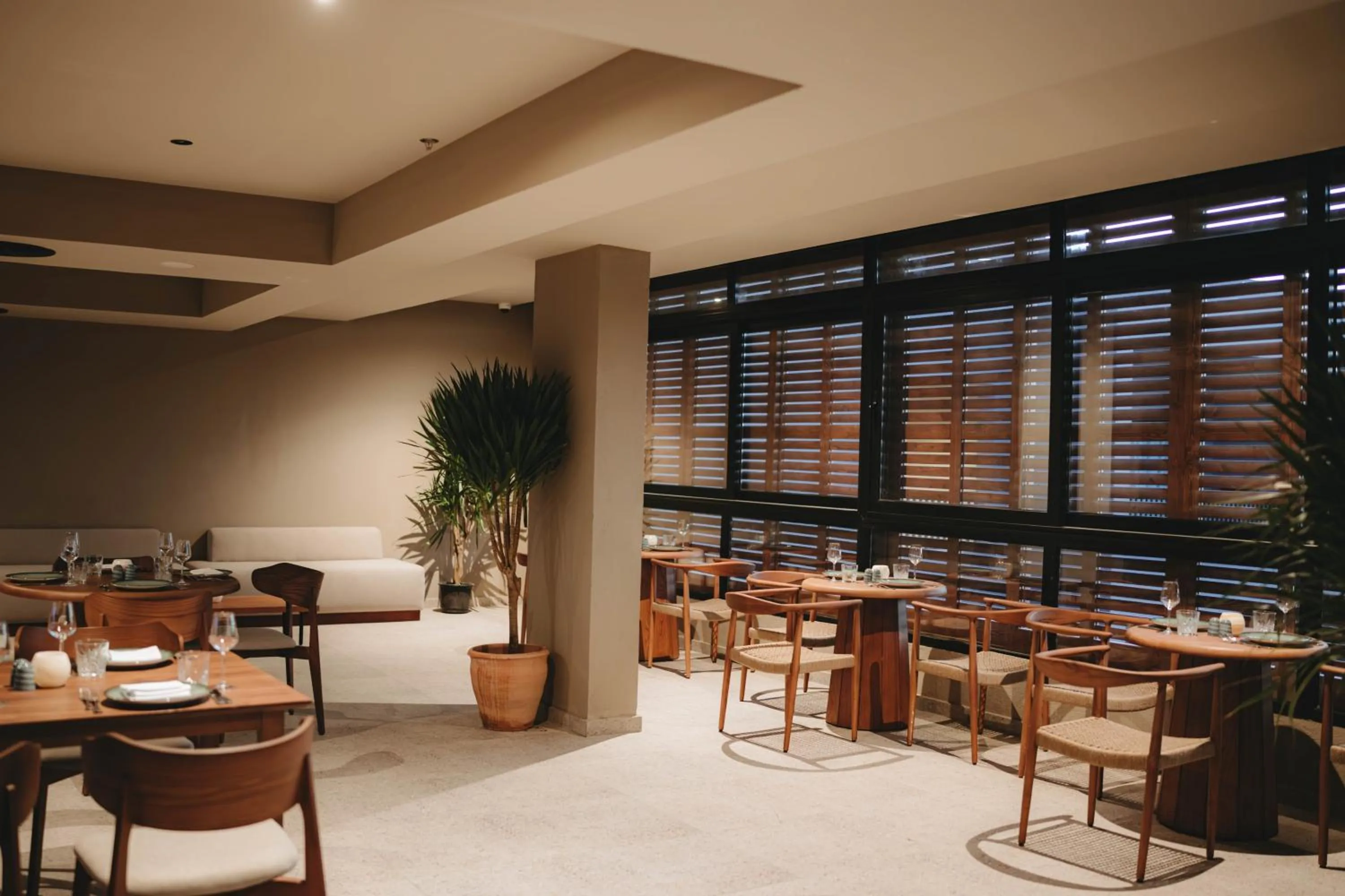 Restaurant/places to eat in Sentido Naga Bay - Adults friendly