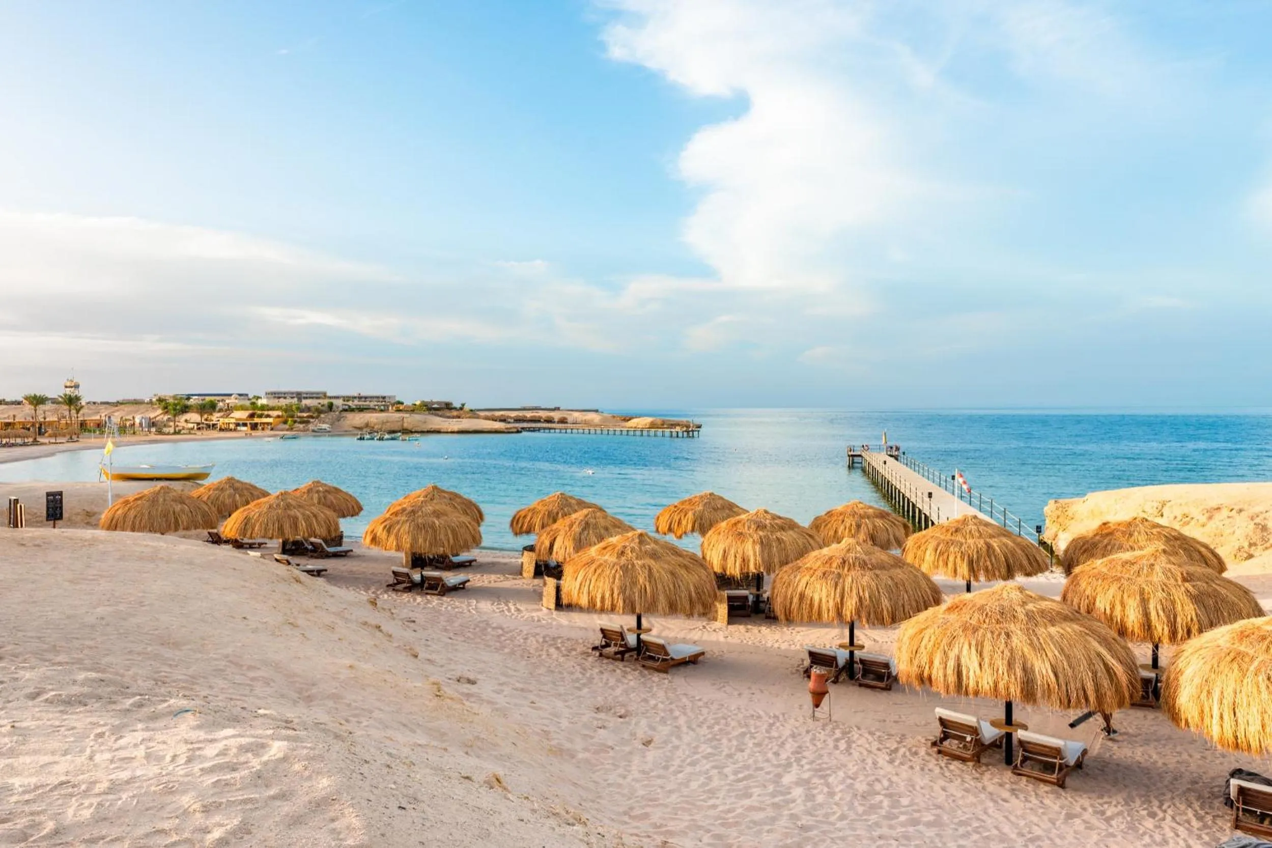 Beach in Sentido Naga Bay - Adults friendly