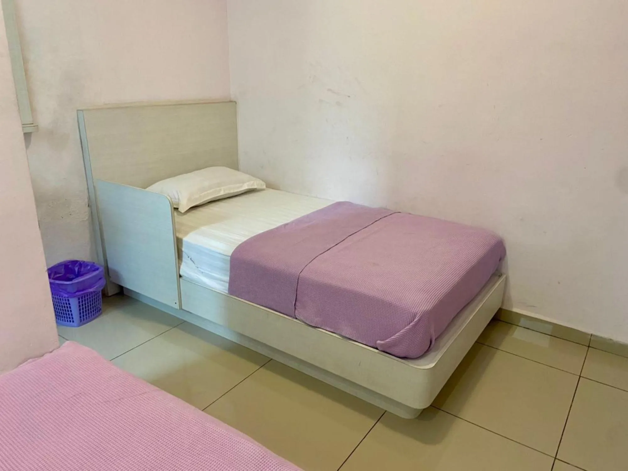 Bed in Lavender Riverside Hotel