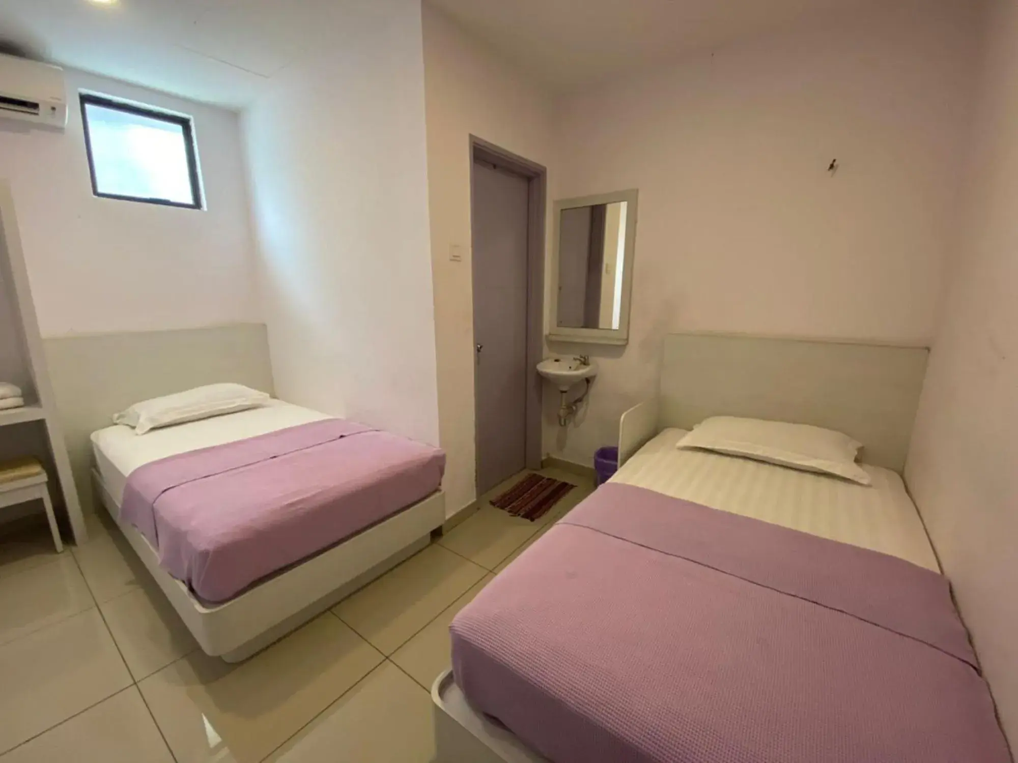 View (from property/room), Bed in Lavender Riverside Hotel View (from property/room), Bed in Lavender Riverside Hotel