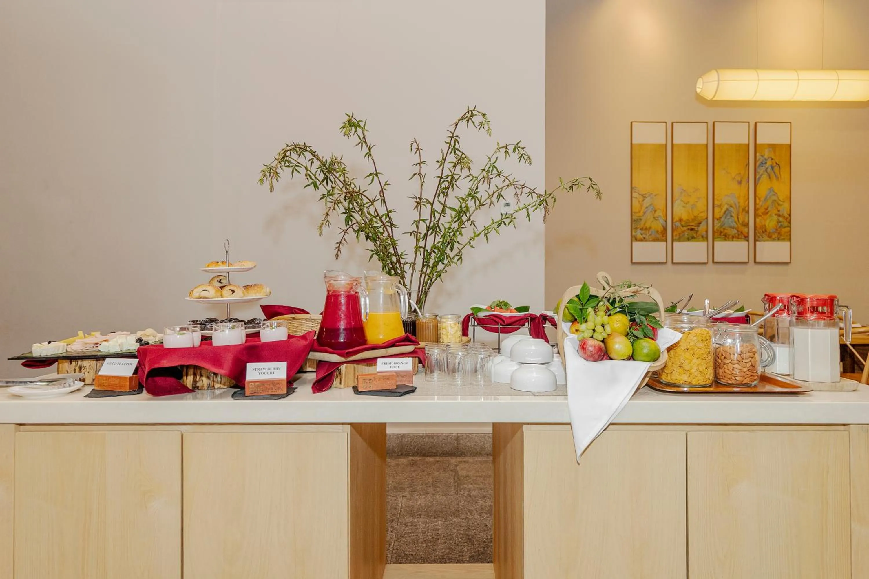 Restaurant/places to eat in Zhiwaling Heritage