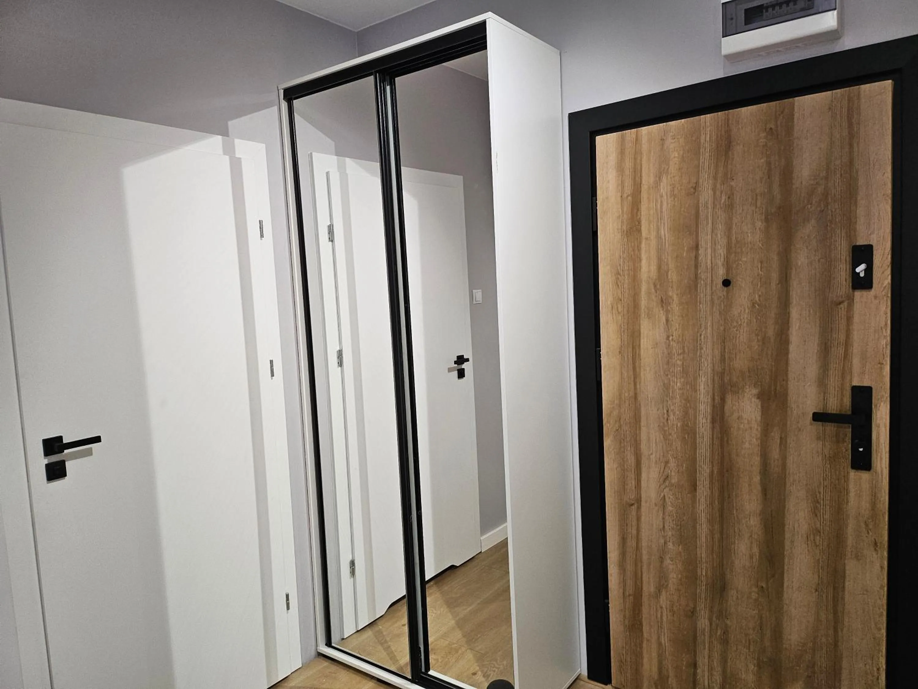 wardrobe in Aparthotel Warszawa