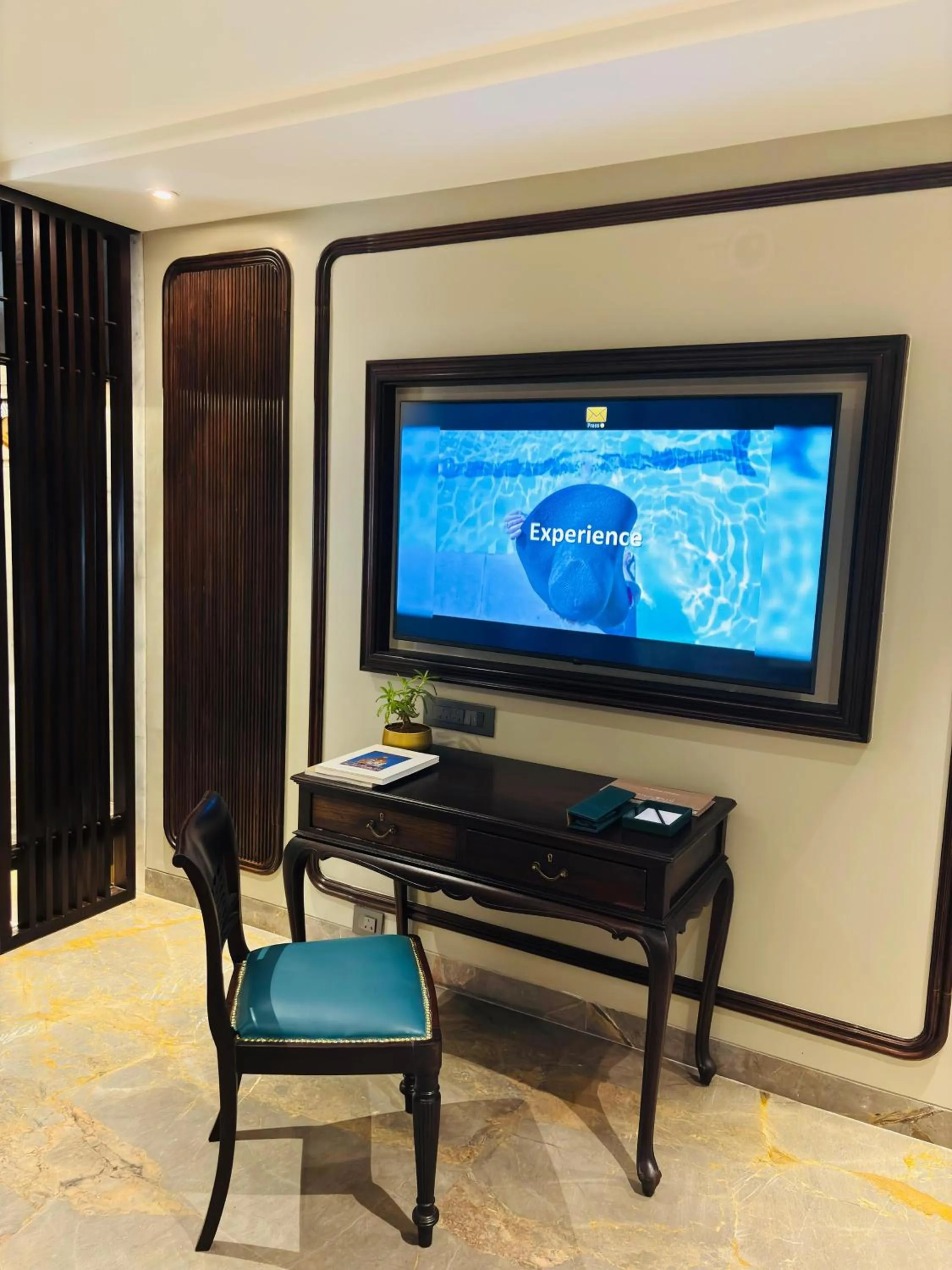 TV and multimedia in Fountain, Mahabaleshwar - IHCL SeleQtions