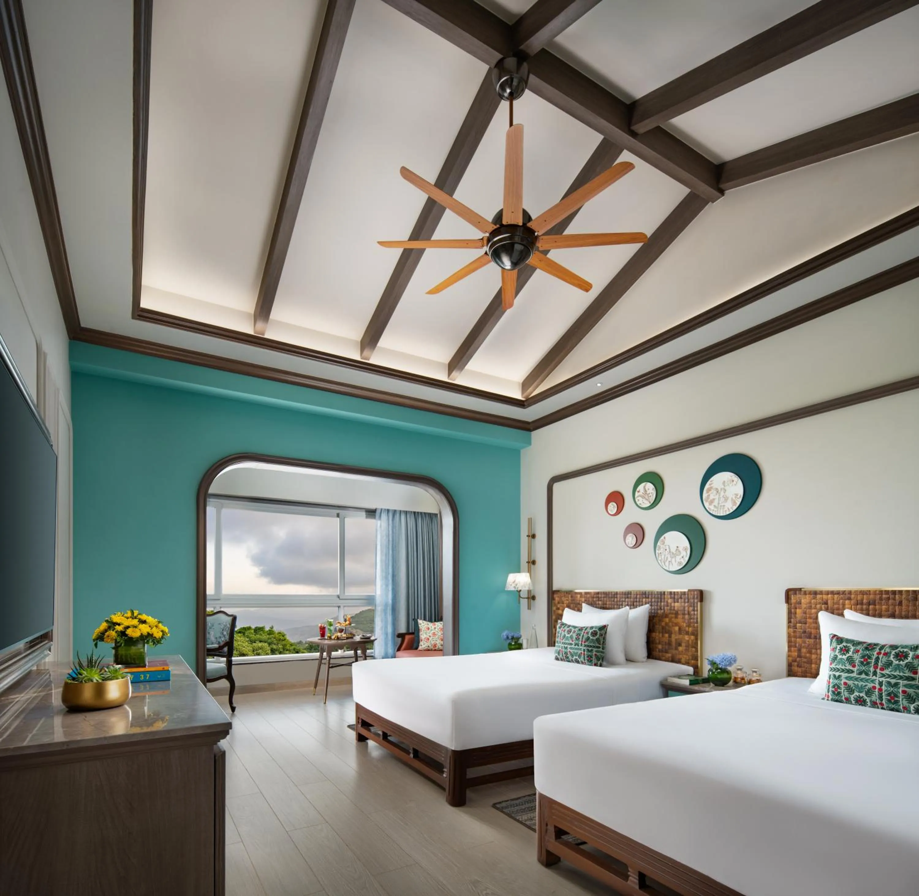 Bed in Fountain, Mahabaleshwar - IHCL SeleQtions