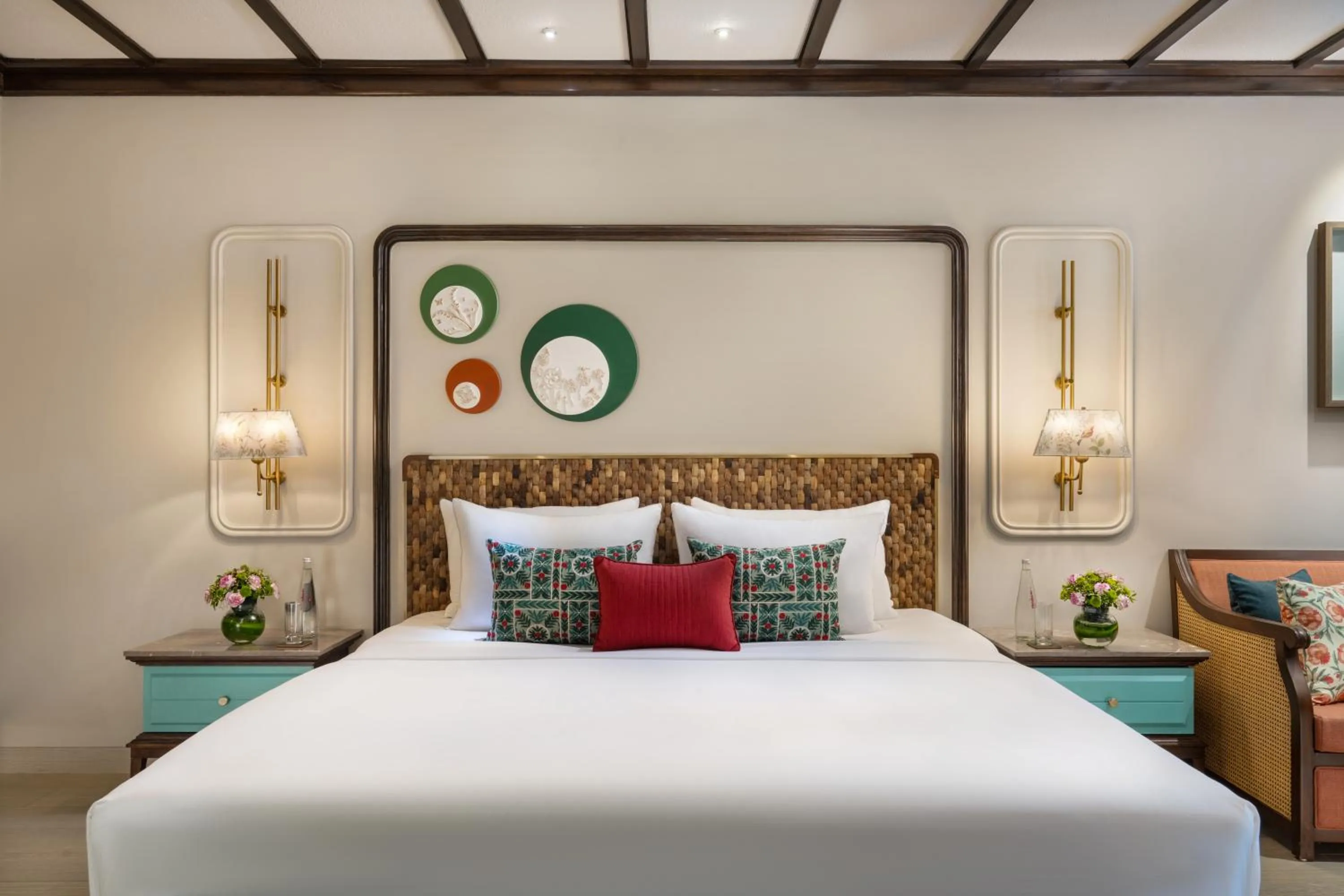 Bed in Fountain, Mahabaleshwar - IHCL SeleQtions