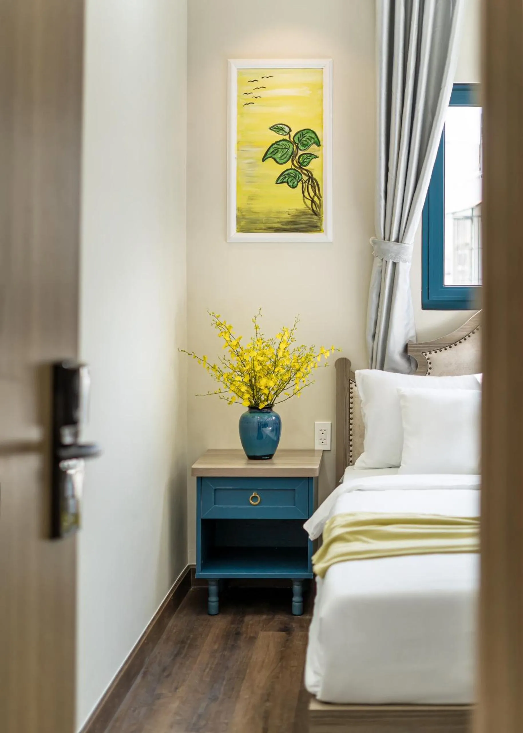 Bed in Jan Villa SaiGon Oasis
