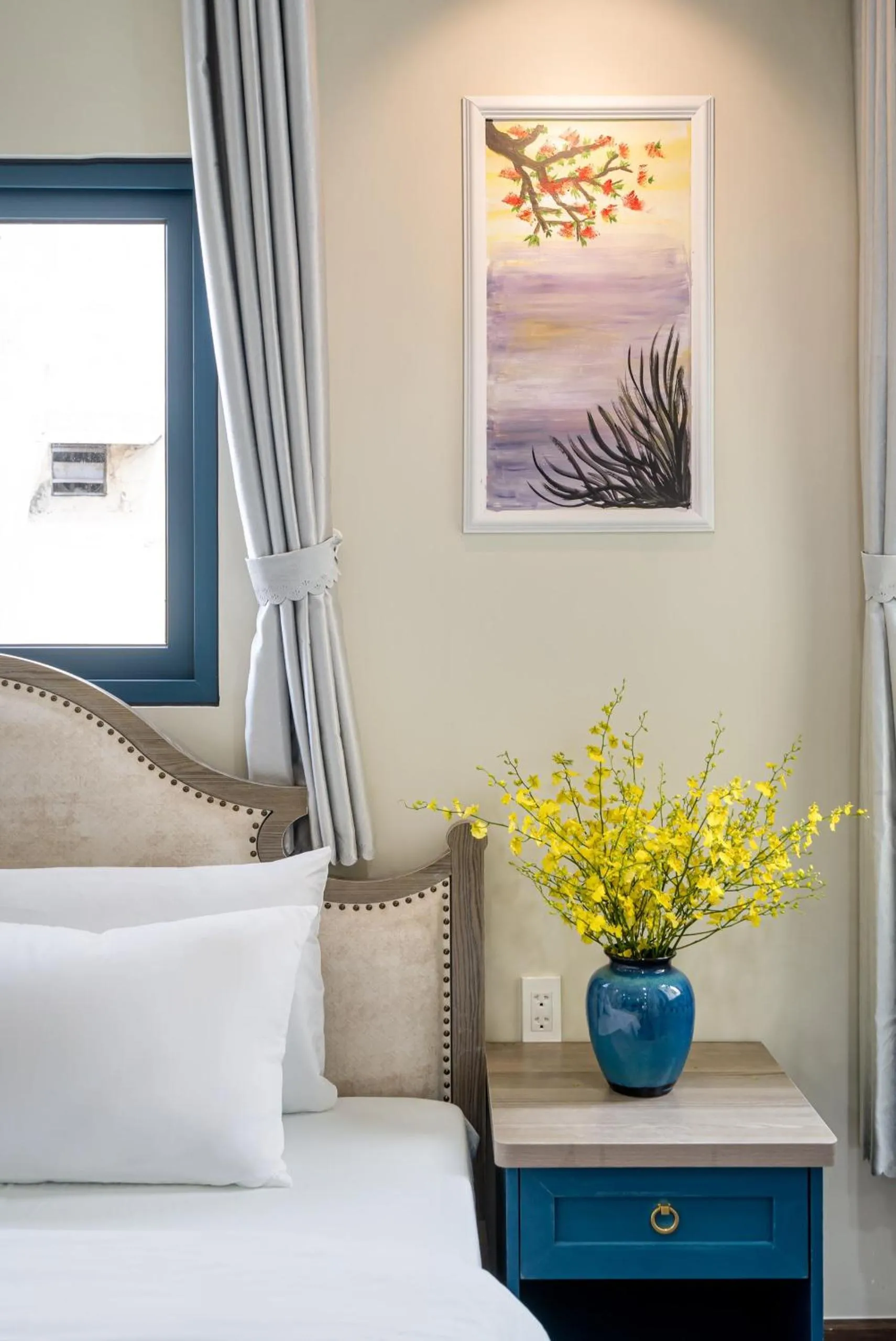Photo of the whole room, Bed in Jan Villa SaiGon Oasis