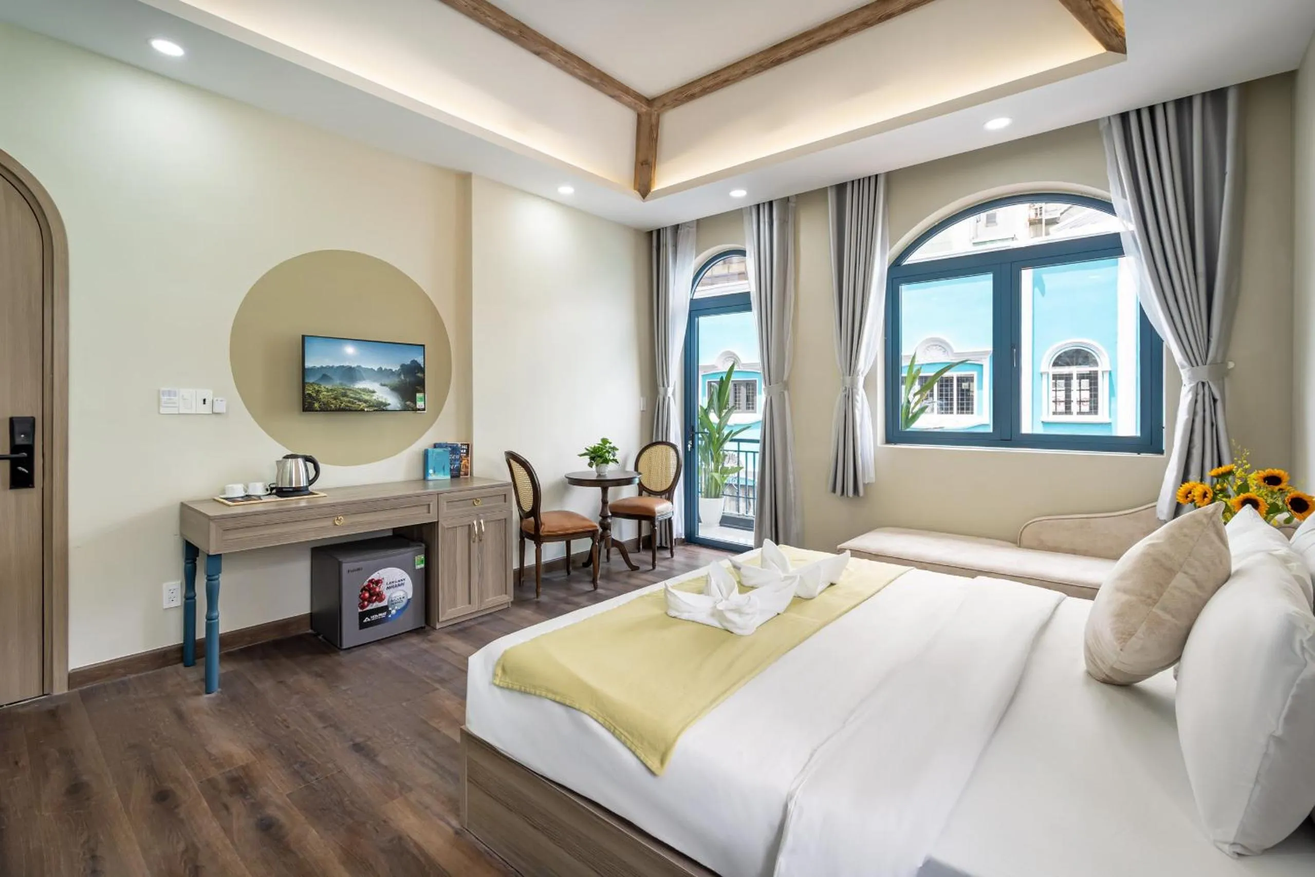 Bed in Jan Villa SaiGon Oasis